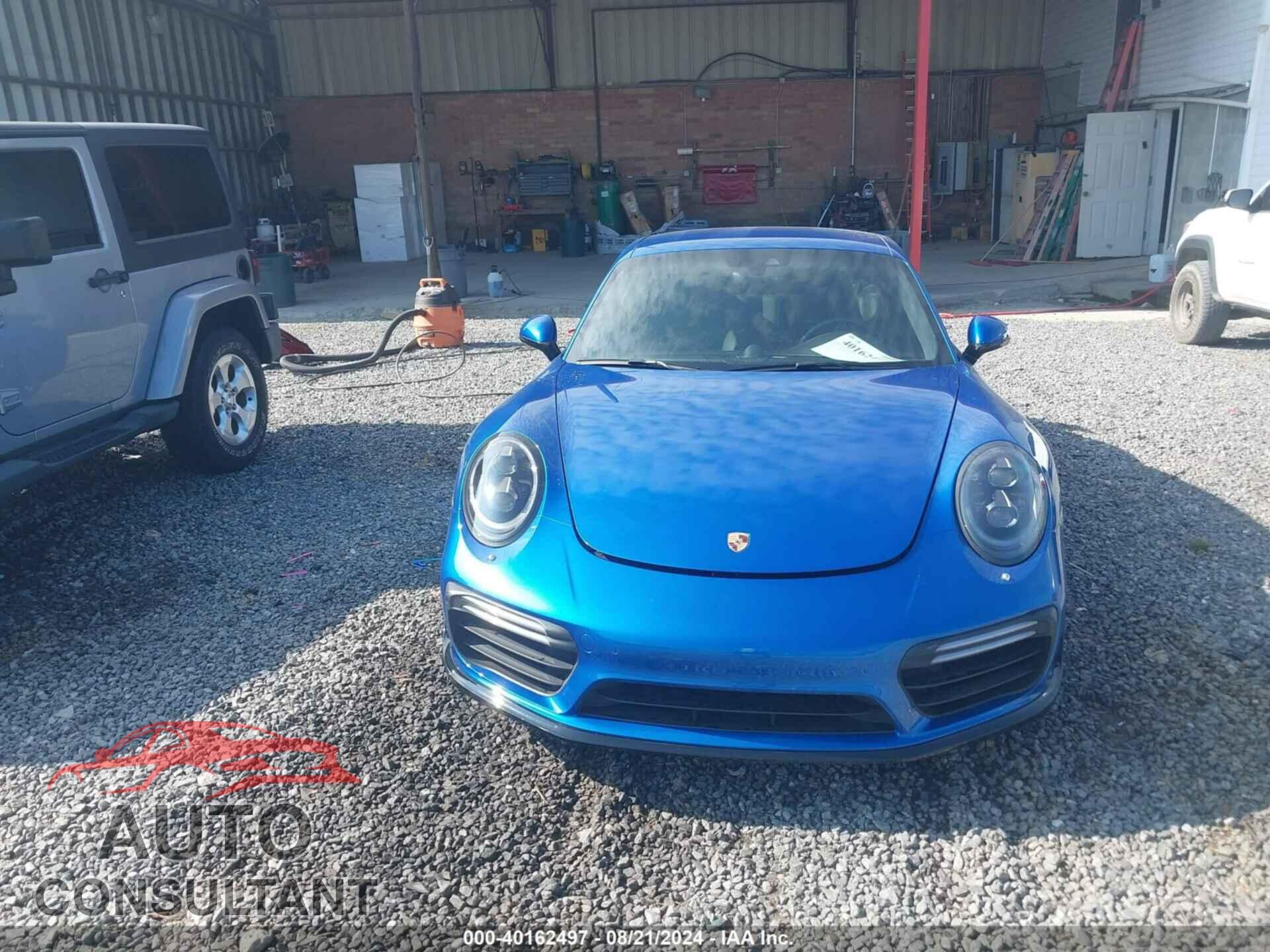 PORSCHE 911 2018 - WP0AD2A99JS156366