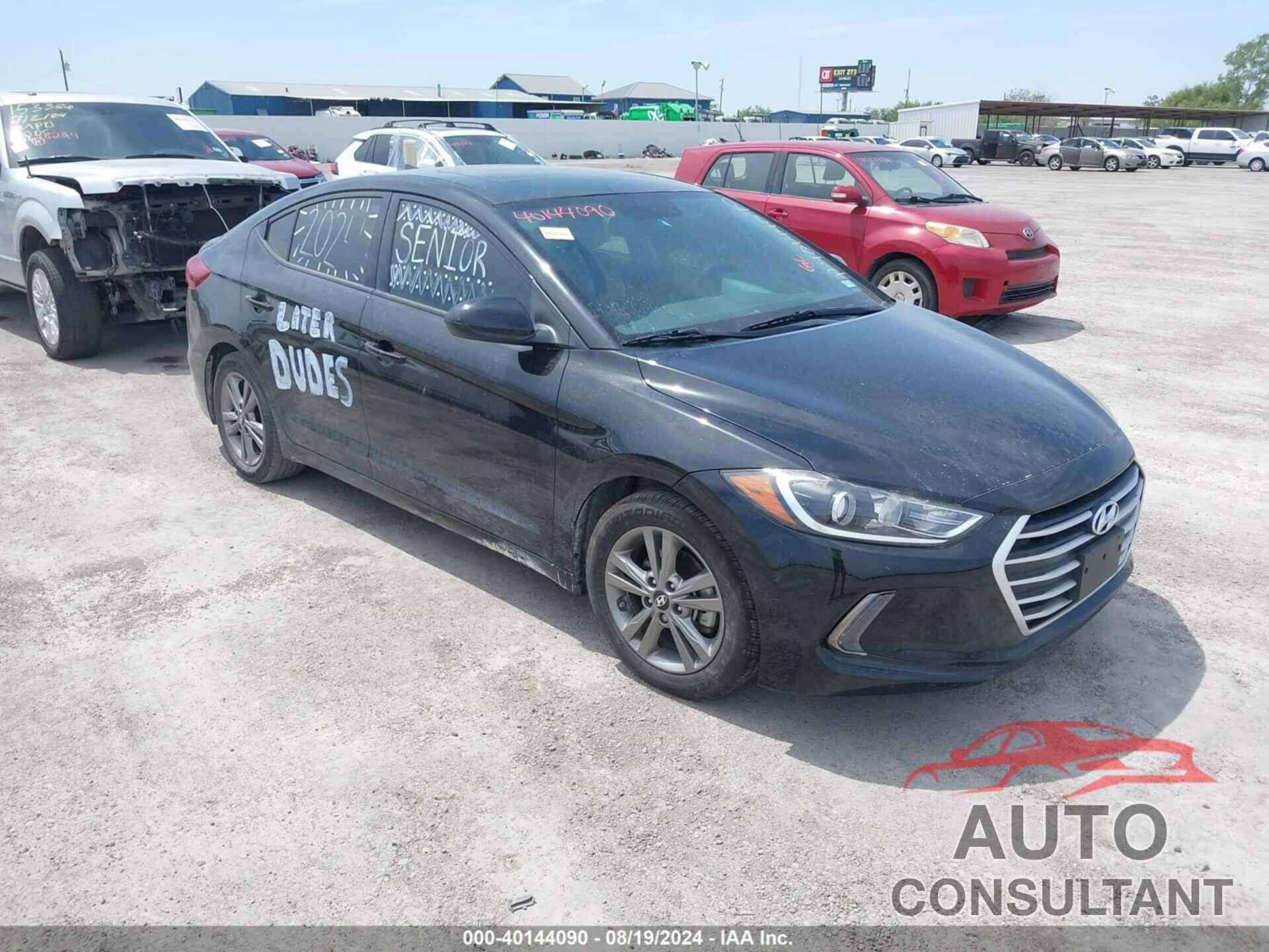 HYUNDAI ELANTRA 2018 - 5NPD84LF4JH376156