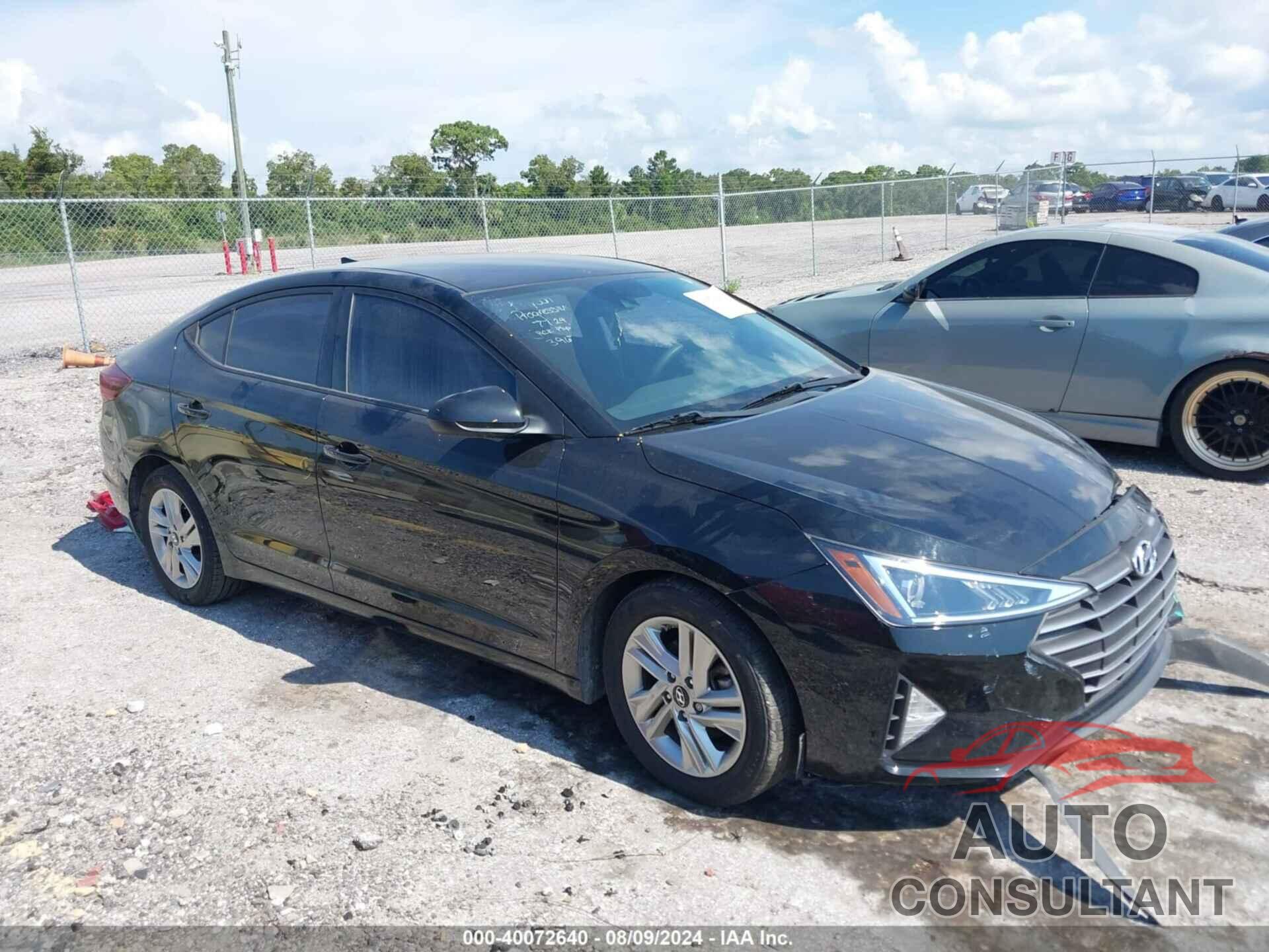 HYUNDAI ELANTRA 2019 - 5NPD84LF4KH464139