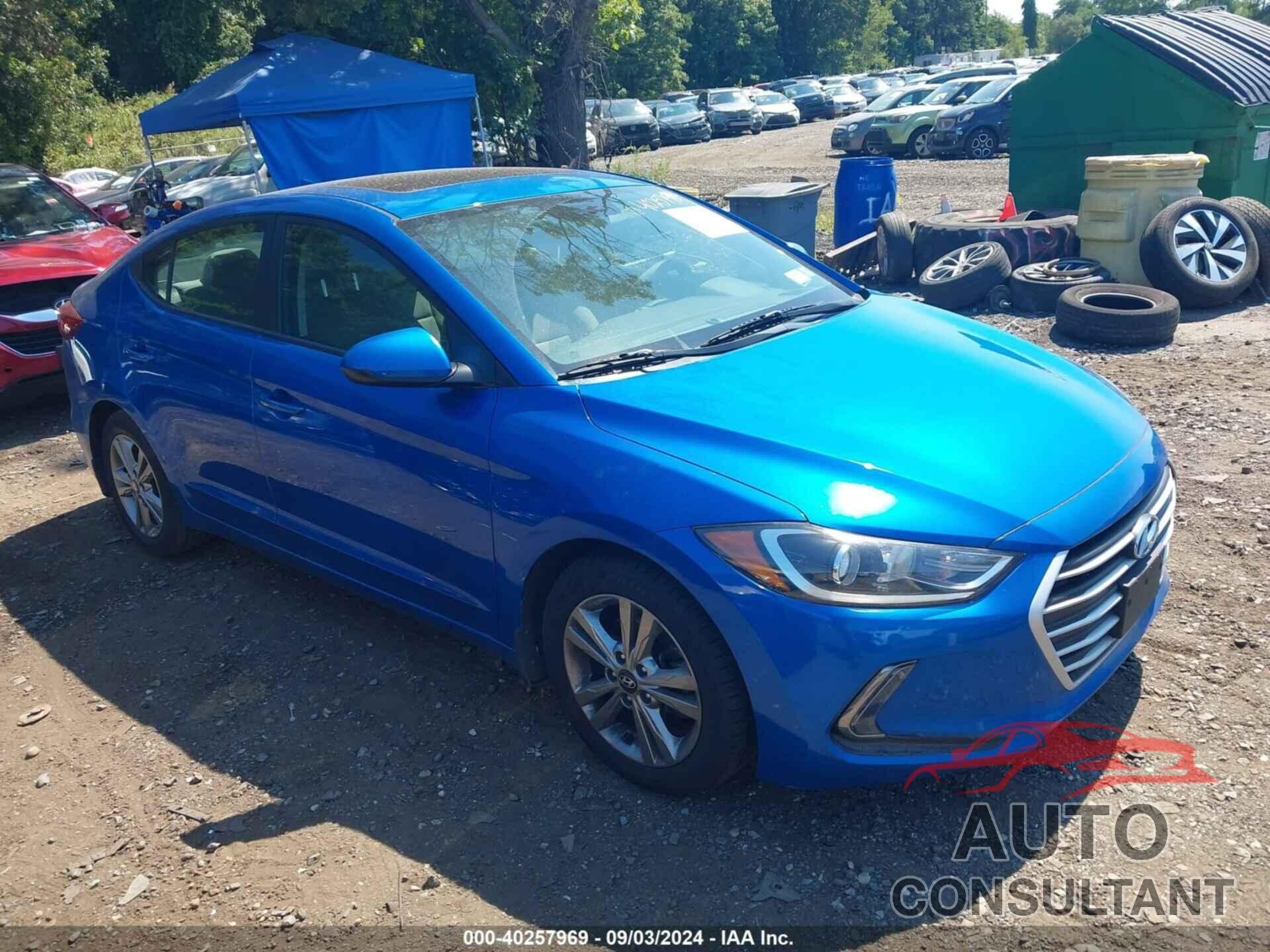 HYUNDAI ELANTRA 2018 - KMHD84LF7JU588857