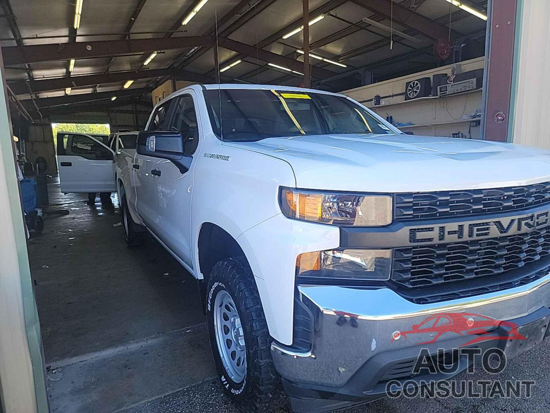 CHEVROLET SILVERADO 1500 2020 - 3GCUYAEF6LG338306