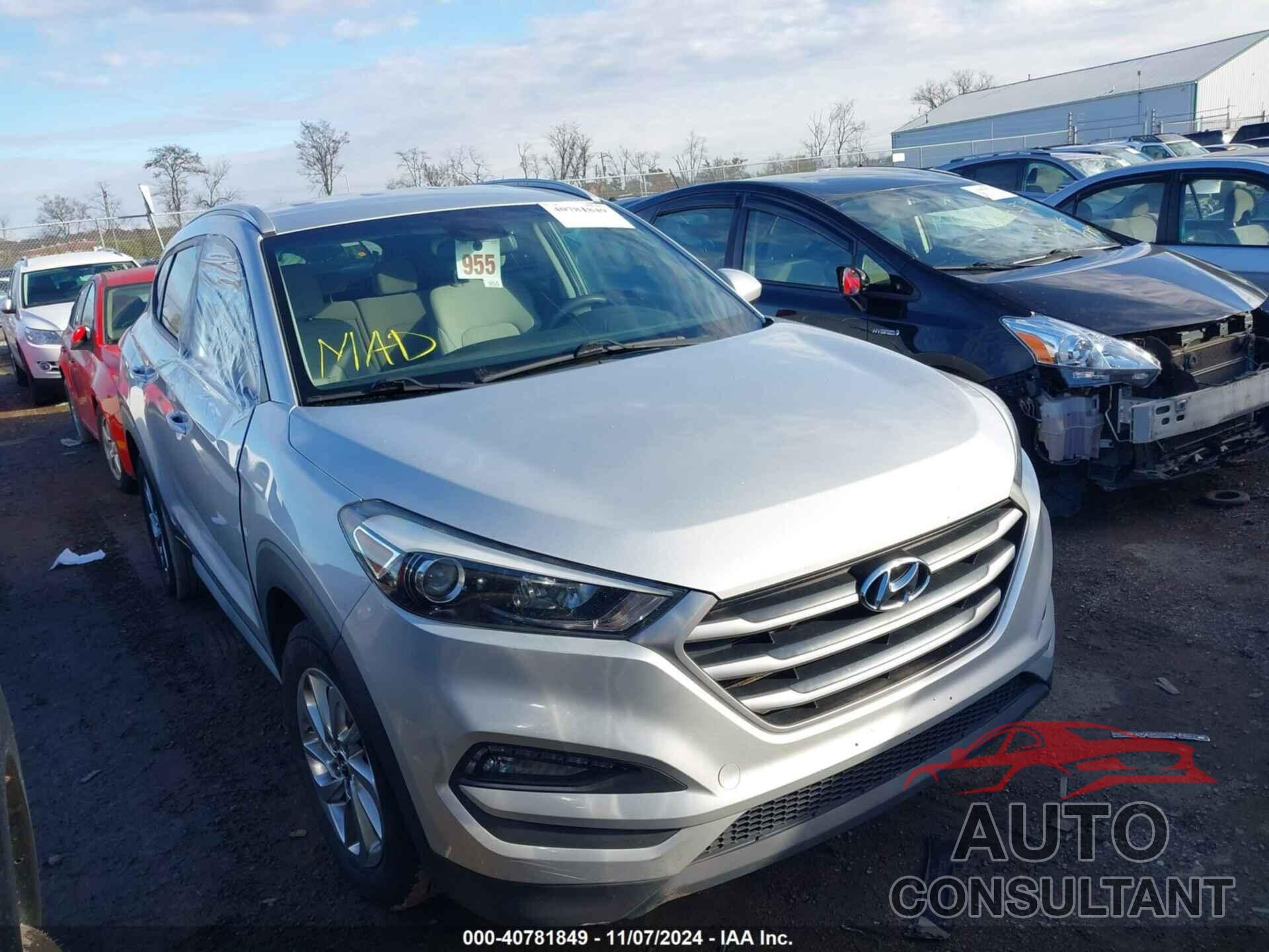 HYUNDAI TUCSON 2018 - KM8J33A41JU636981