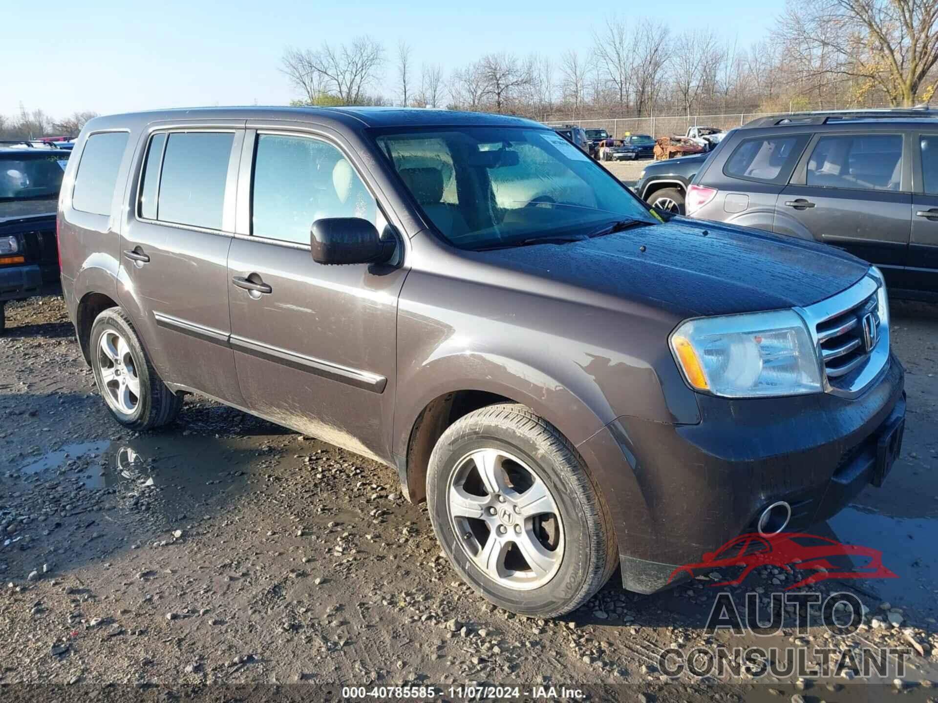 HONDA PILOT 2013 - 5FNYF4H51DB016465