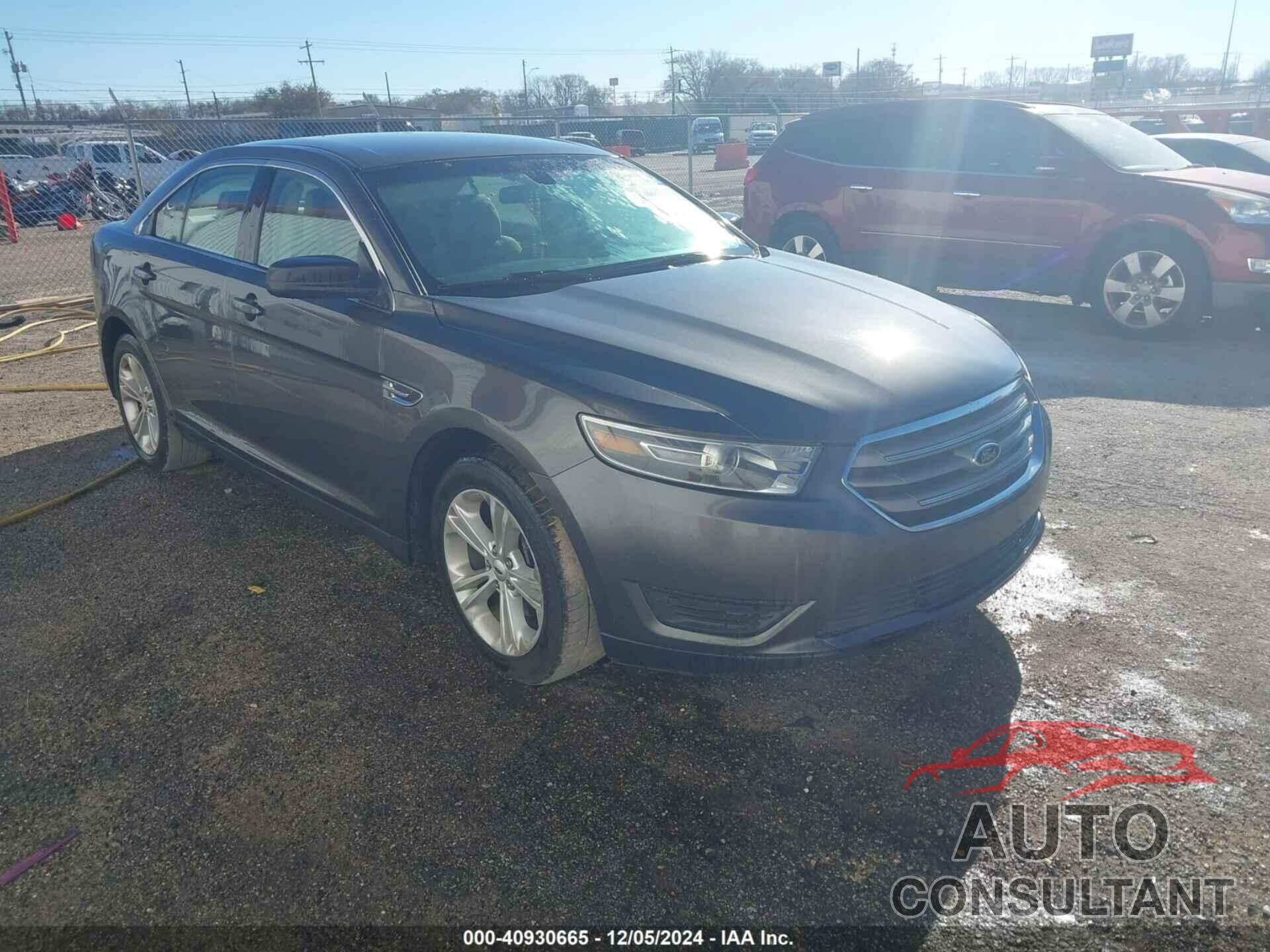 FORD TAURUS 2015 - 1FAHP2D88FG141138