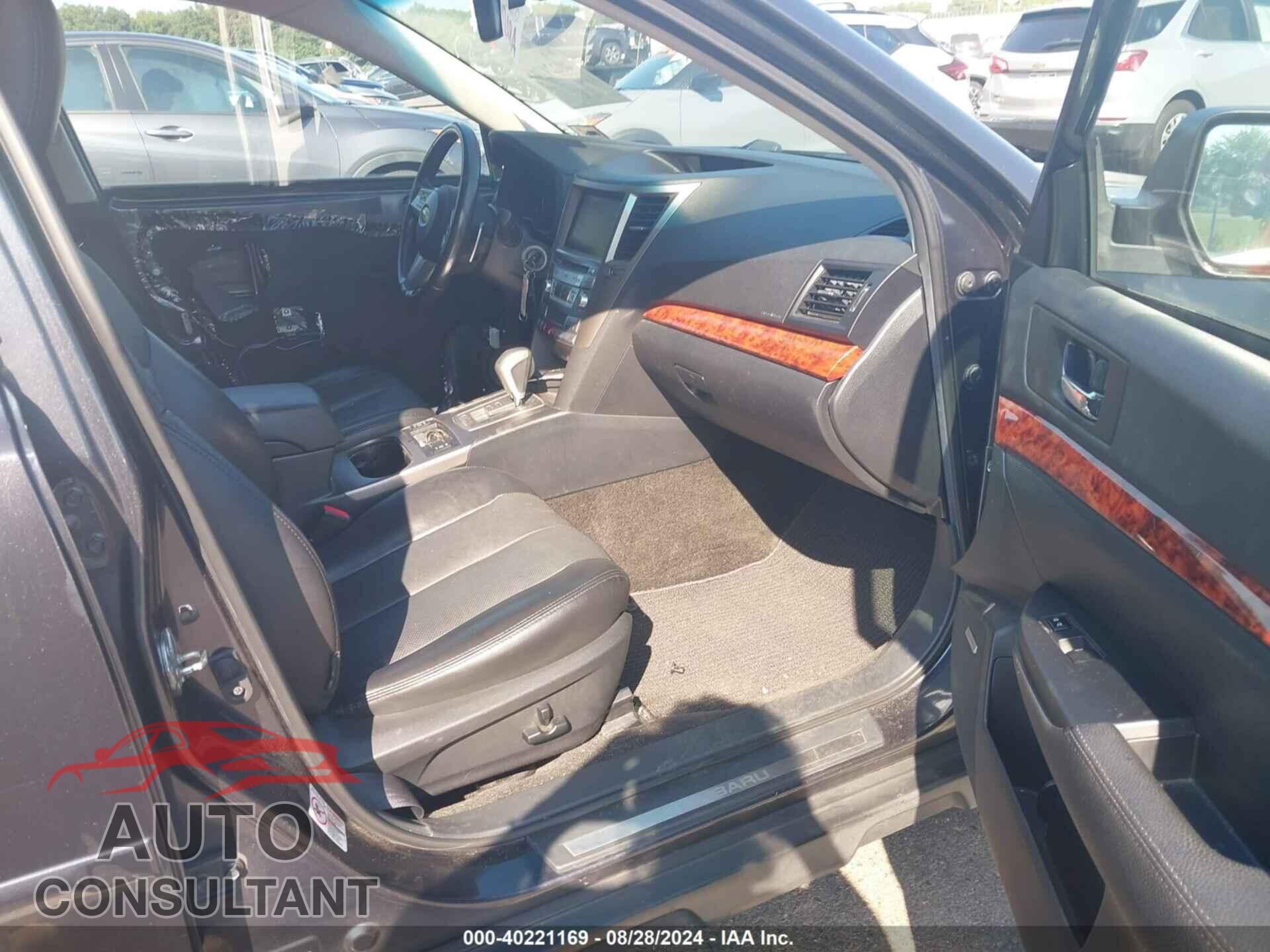 SUBARU OUTBACK 2011 - 4S4BRBLC1B3438720
