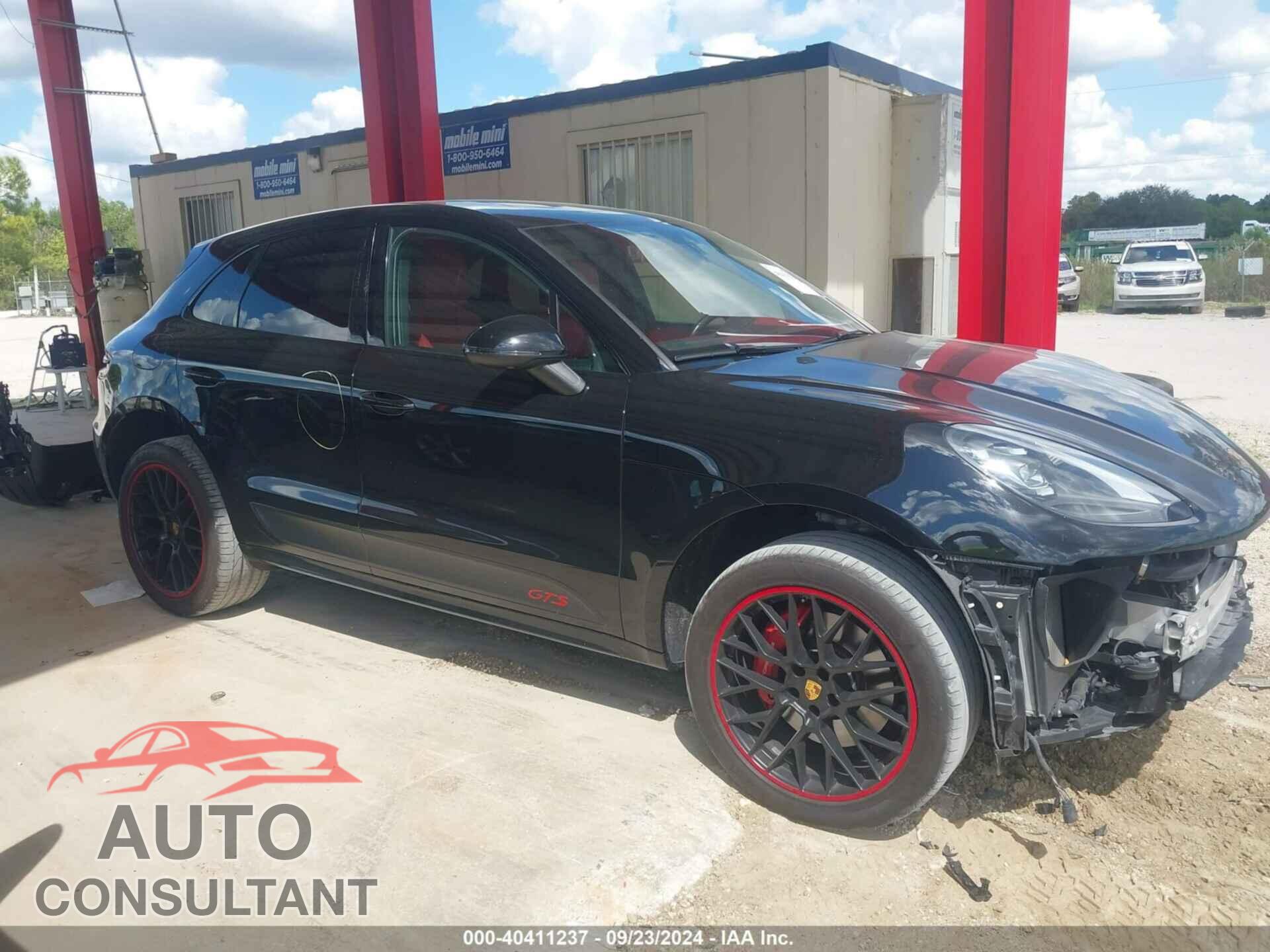 PORSCHE MACAN 2018 - WP1AG2A59JLB62360