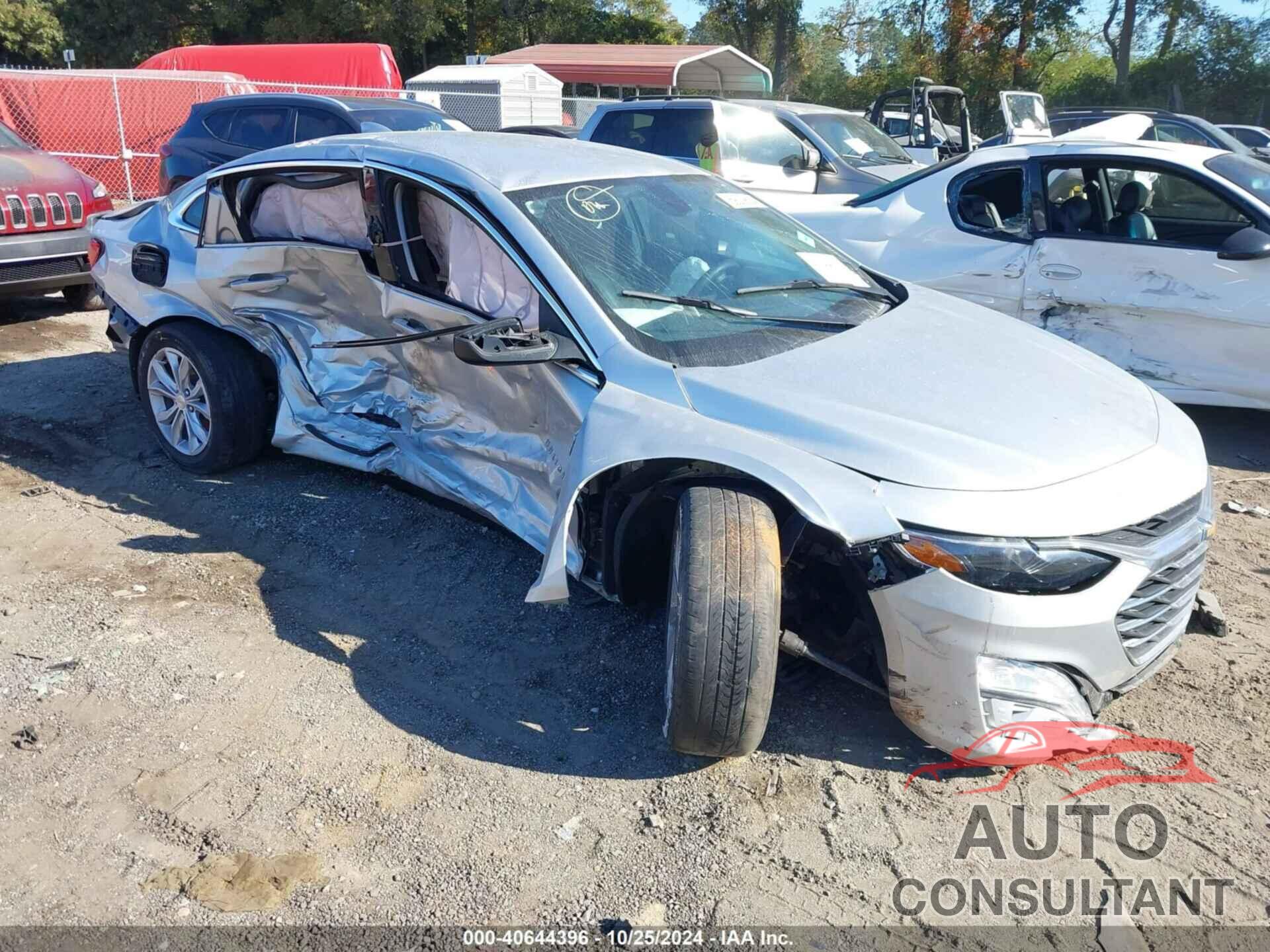 CHEVROLET MALIBU 2021 - 1G1ZD5ST9MF025720