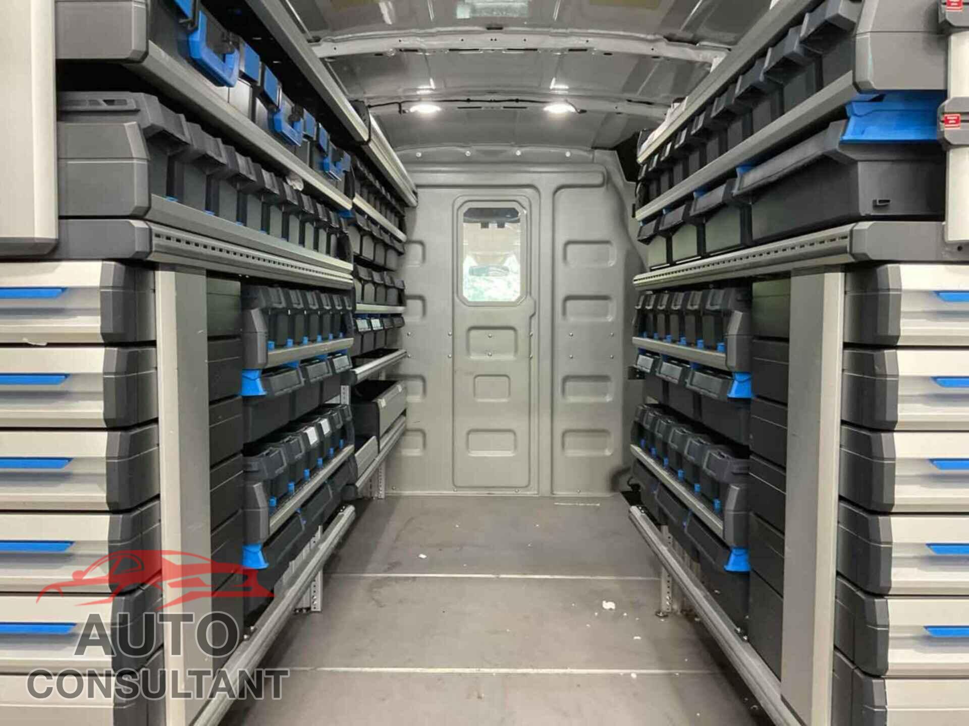 FORD TRANSIT-250 2018 - 1FTYR2CM6JKA51172