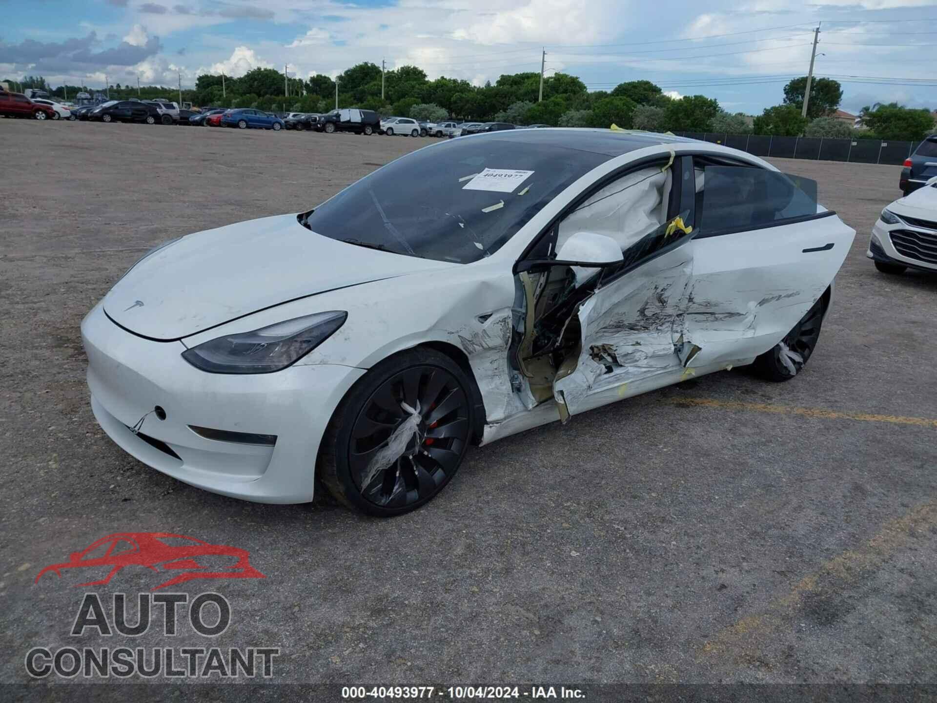 TESLA MODEL 3 2023 - 5YJ3E1EC3PF598989