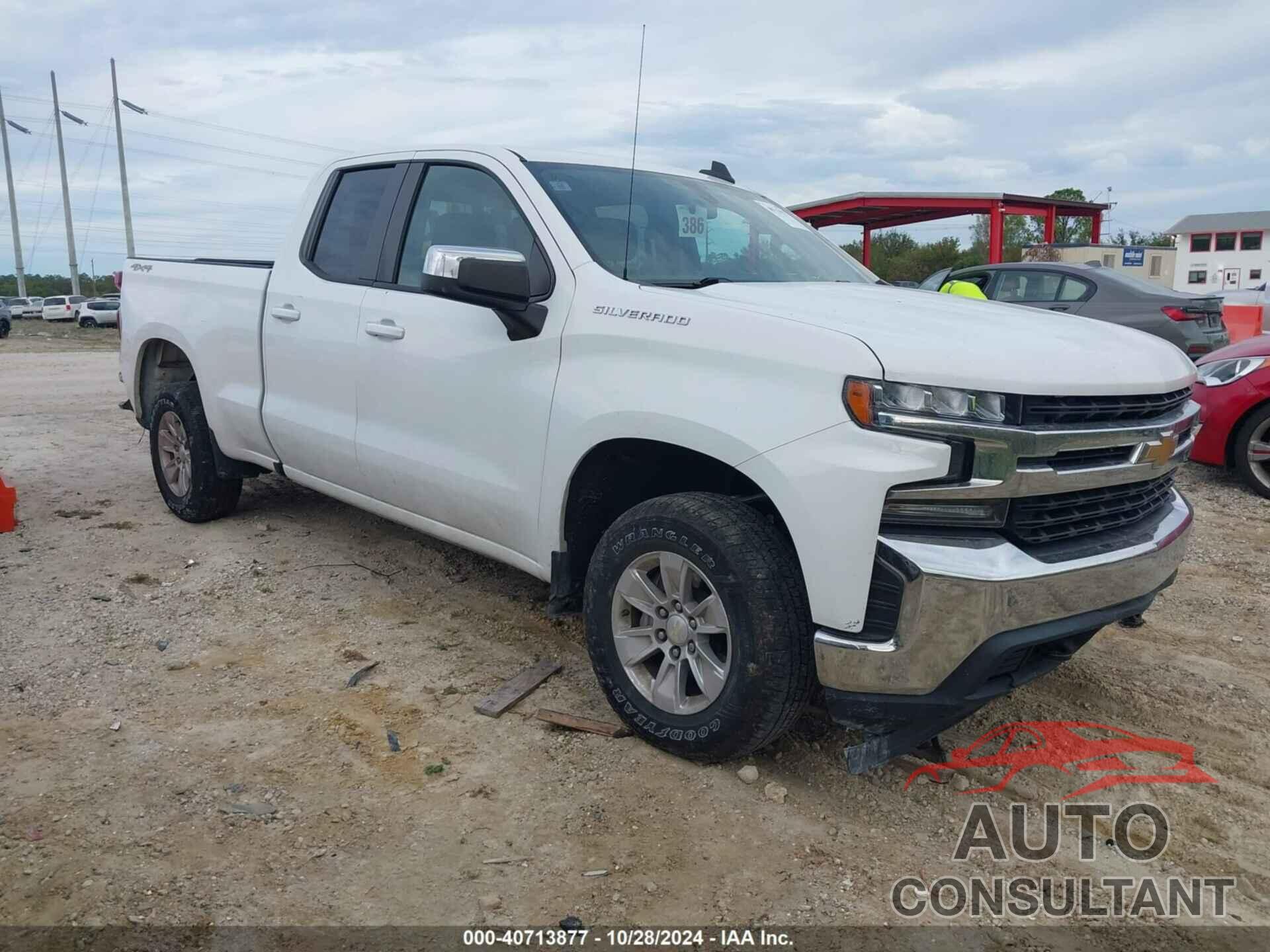 CHEVROLET SILVERADO 1500 2020 - 1GCRYDED9LZ145458