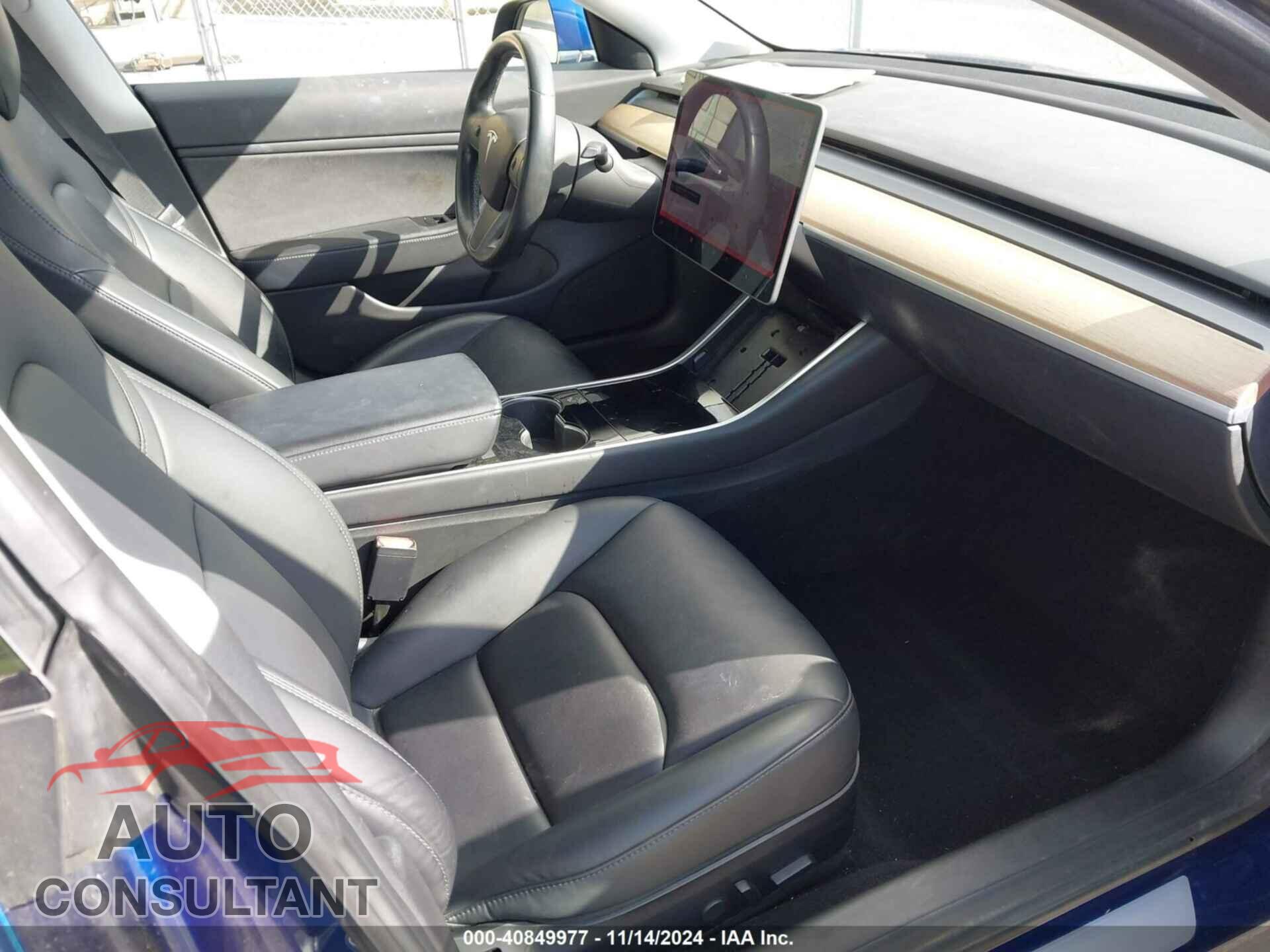 TESLA MODEL 3 2018 - 5YJ3E1EA2JF125025