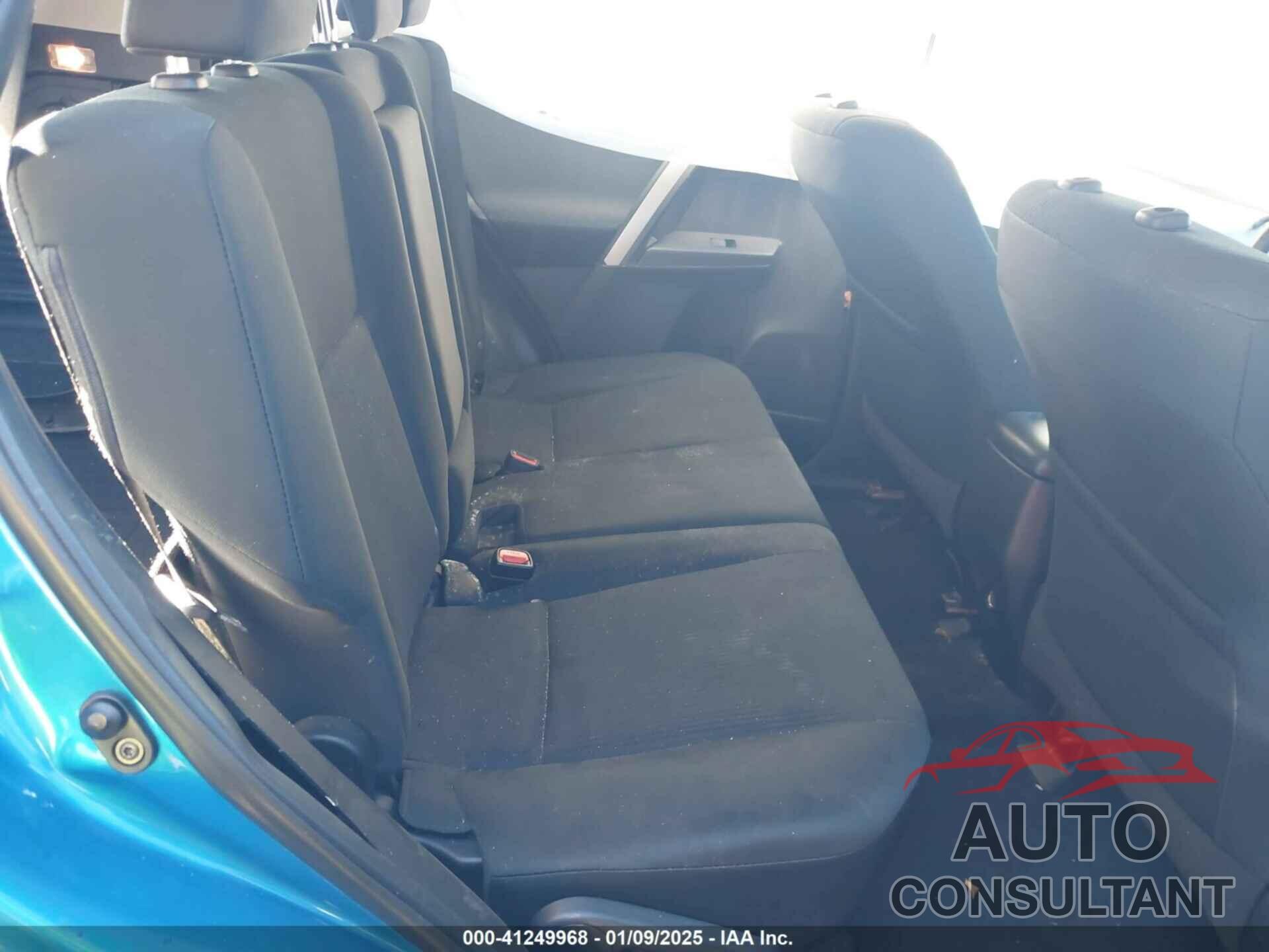 TOYOTA RAV4 2018 - 2T3ZFREV7JW439496
