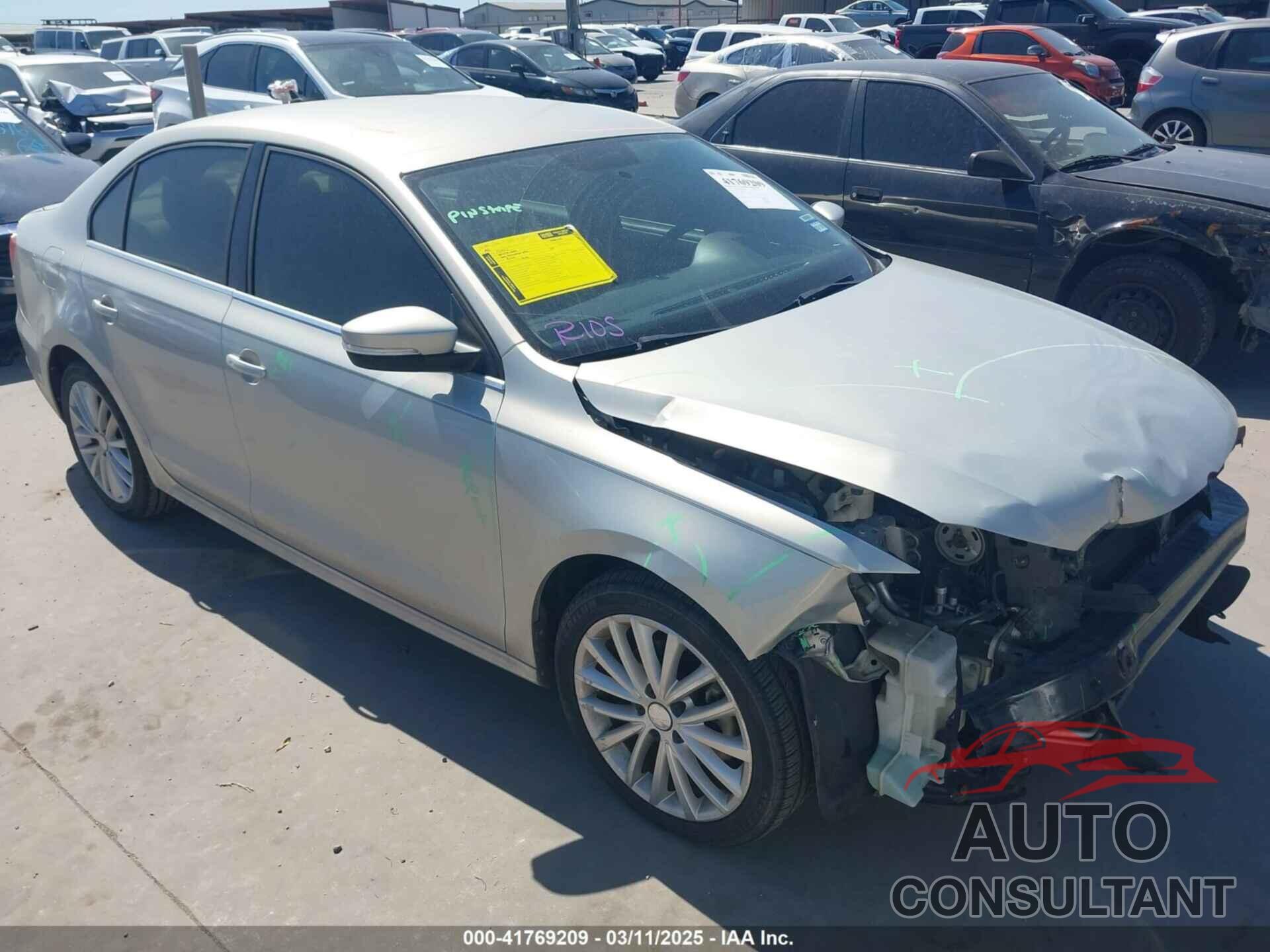 VOLKSWAGEN JETTA 2012 - 3VWLP7AJ5CM304612