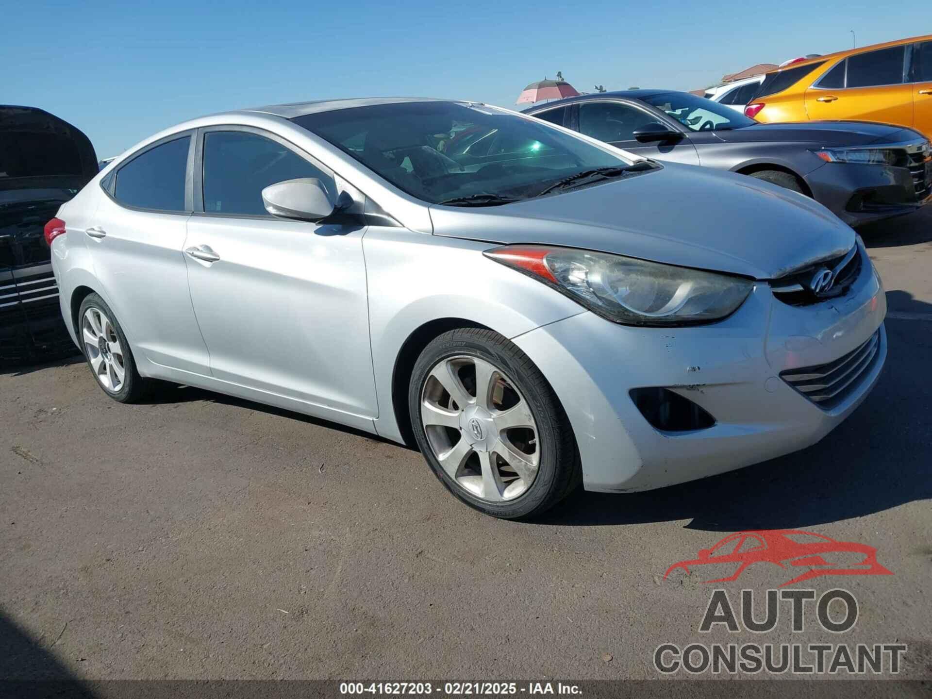 HYUNDAI ELANTRA 2012 - 5NPDH4AE4CH099117