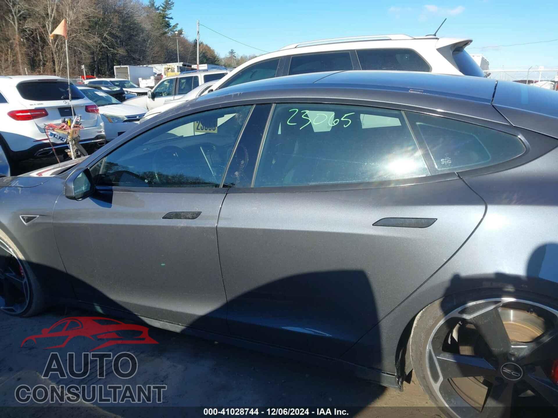 TESLA MODEL S 2016 - 5YJSA1E23GF129903