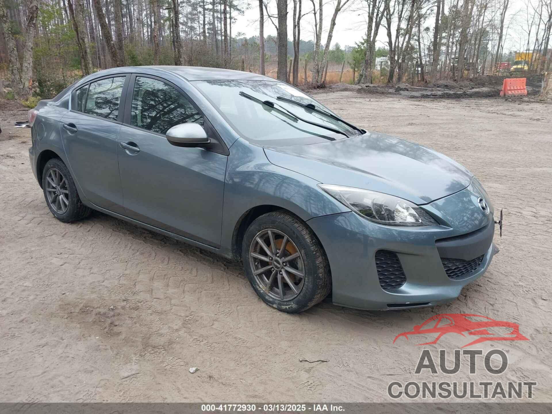 MAZDA MAZDA3 2012 - JM1BL1UF4C1586642