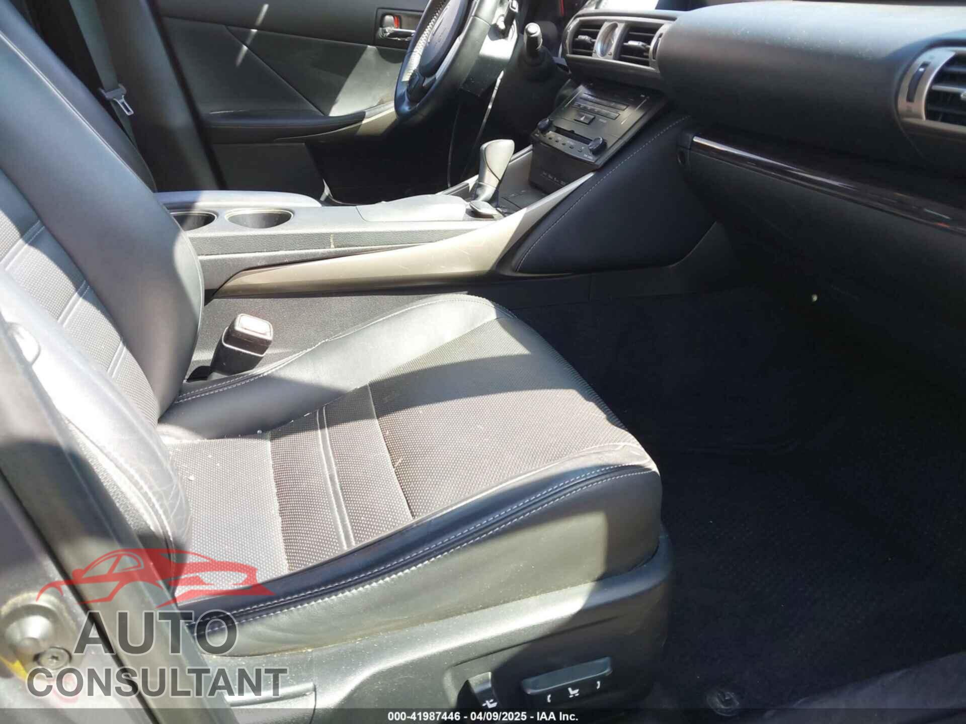 LEXUS IS 250 2014 - JTHCF1D24E5000945