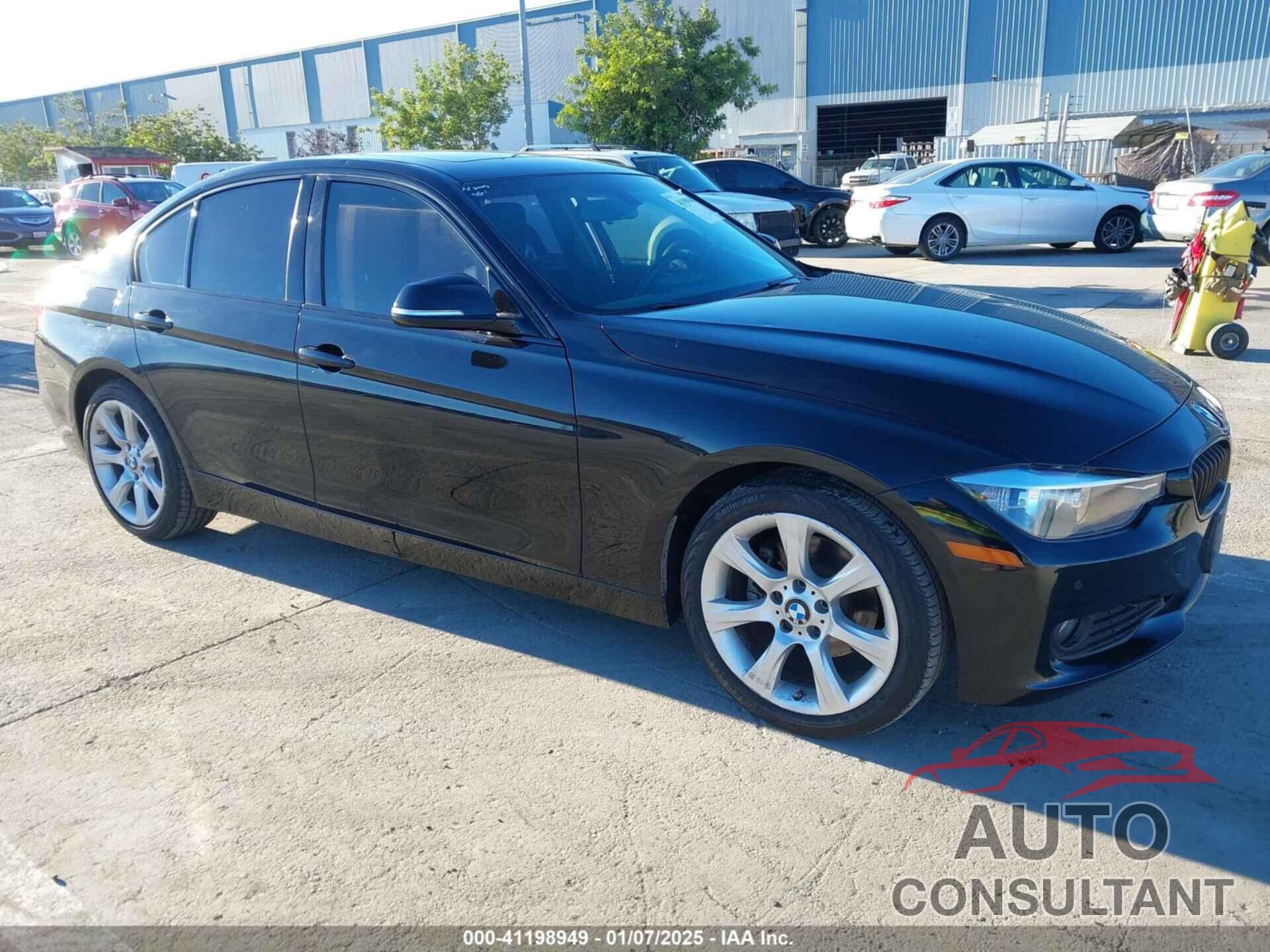 BMW 320I 2015 - WBA3B1G55FNT05498