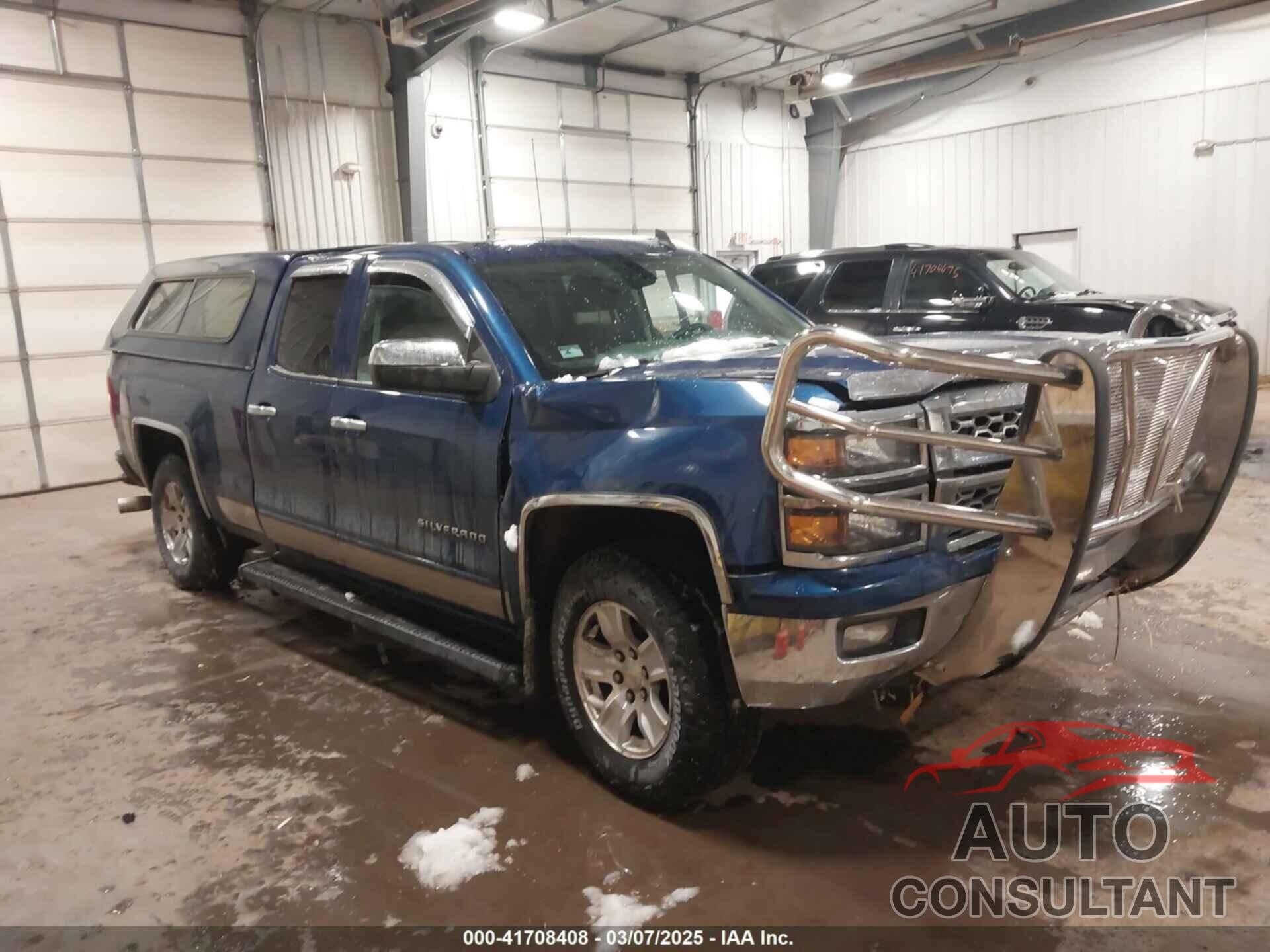 CHEVROLET SILVERADO 1500 2015 - 1GCVKREC0FZ212909