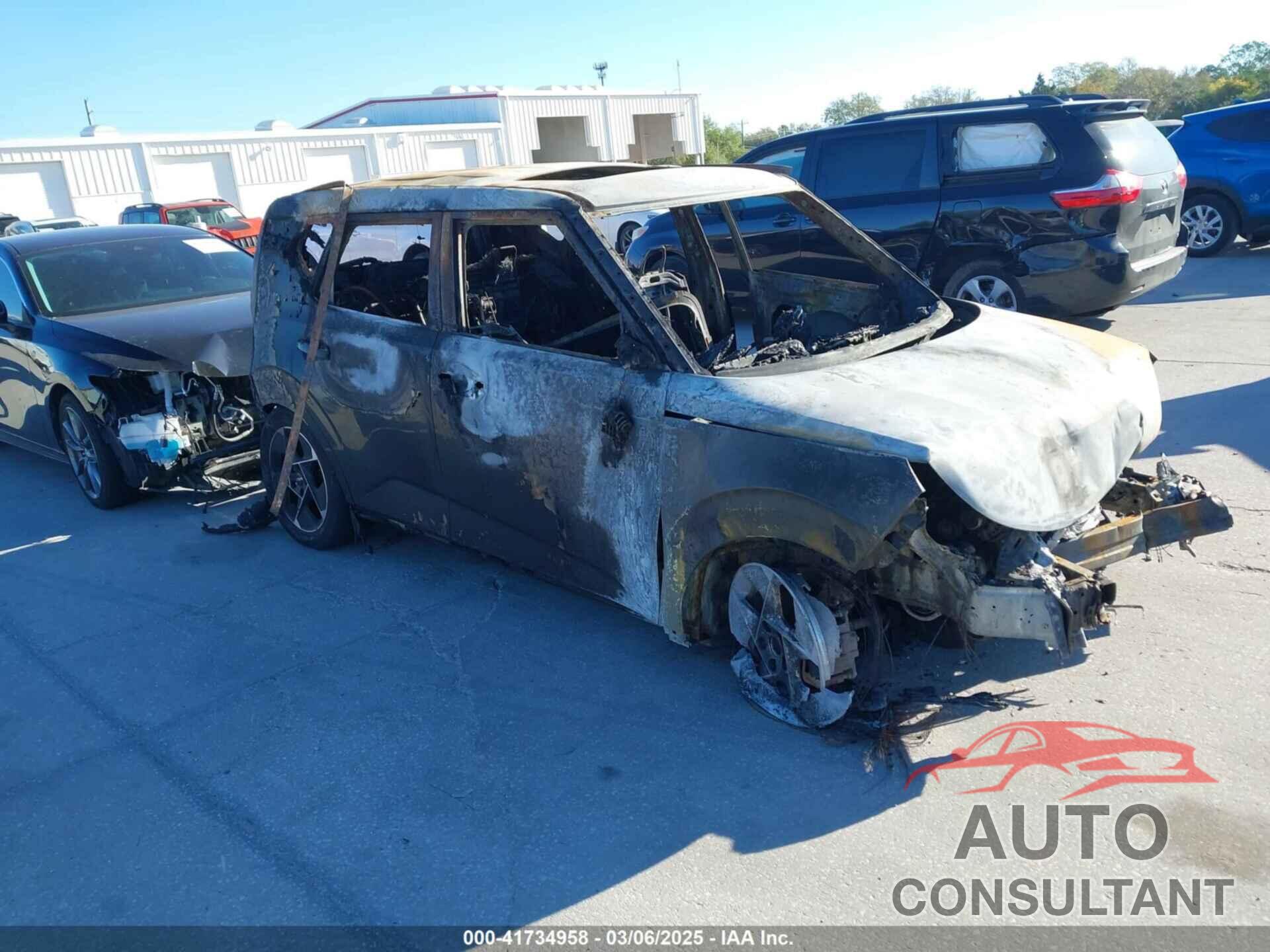 KIA SOUL 2023 - KNDJ33AU5P7893234