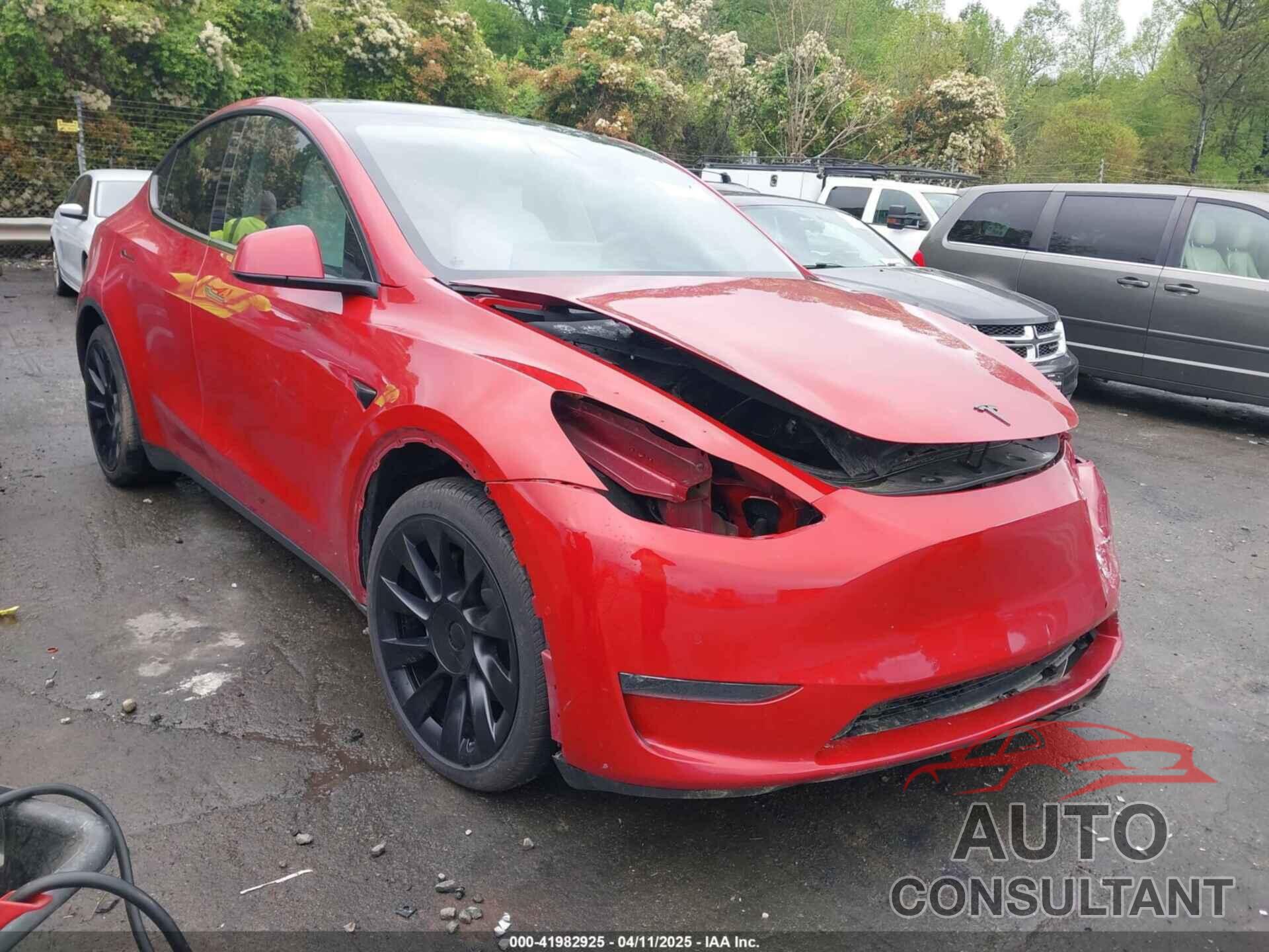 TESLA MODEL Y 2021 - 5YJYGDEE5MF085032