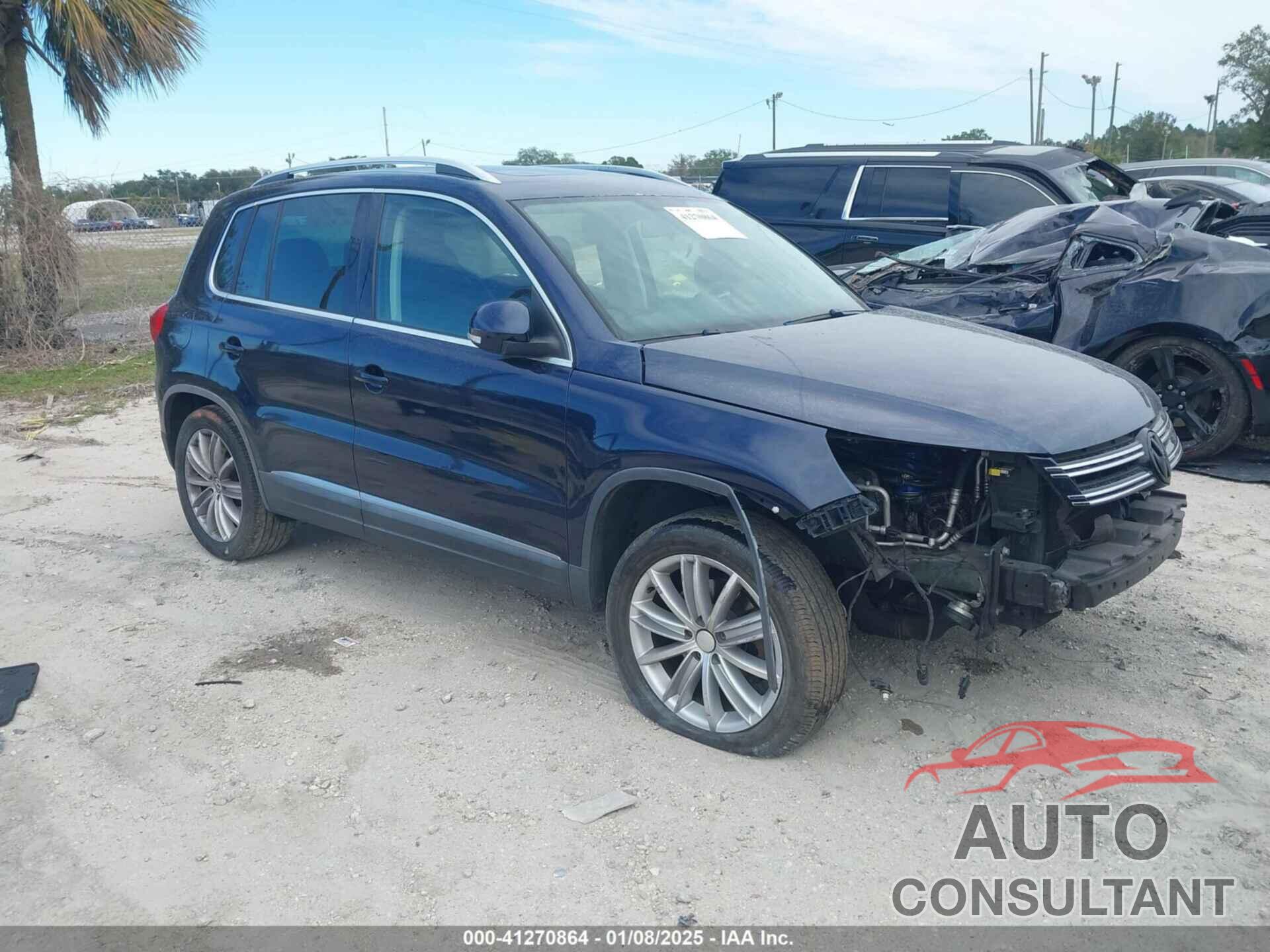 VOLKSWAGEN TIGUAN 2012 - WVGAV7AX4CW562216