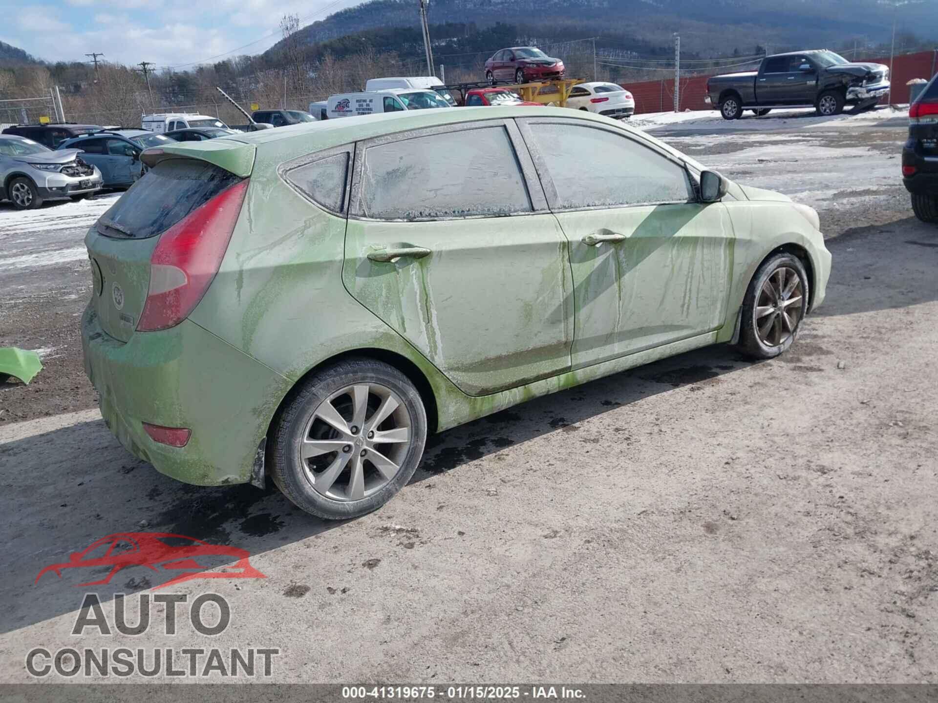 HYUNDAI ACCENT 2012 - KMHCU5AE4CU020088