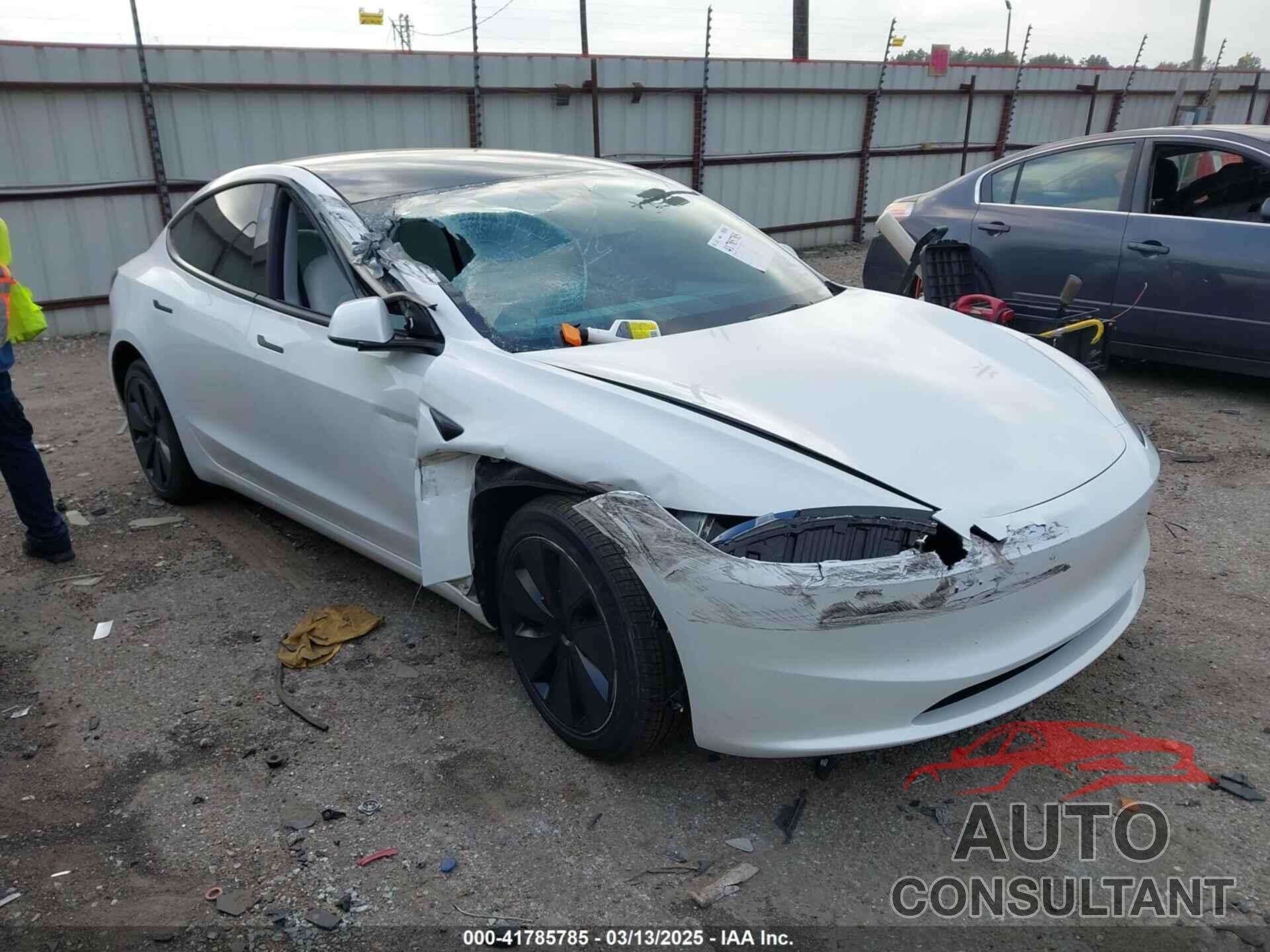 TESLA MODEL 3 2024 - 5YJ3E1EA7RF866167
