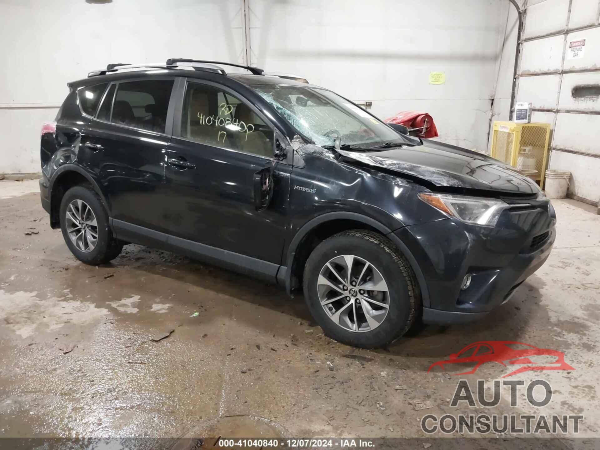 TOYOTA RAV4 HYBRID 2017 - JTMRJREV9HD100227