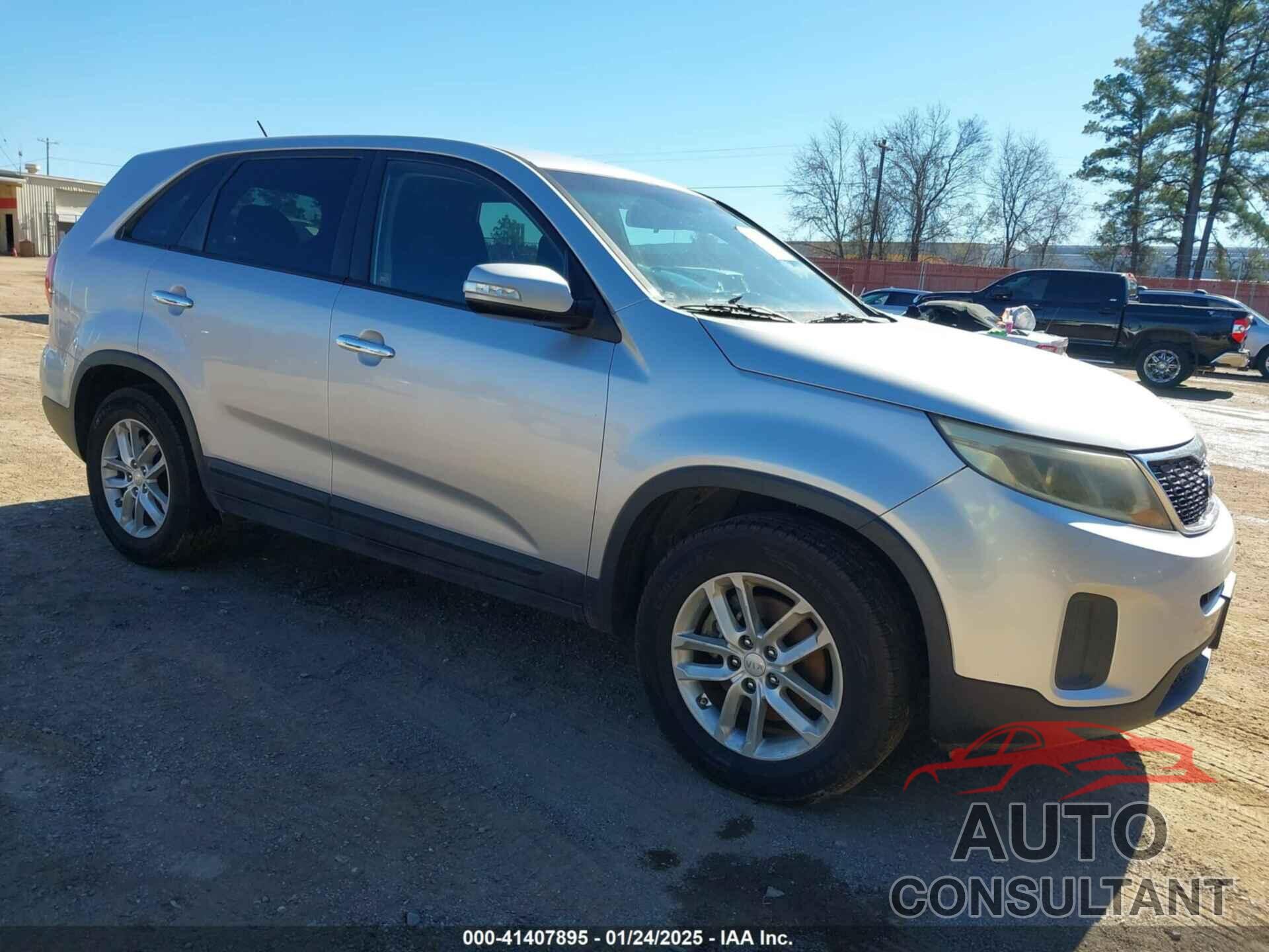 KIA SORENTO 2015 - 5XYKT3A63FG595644