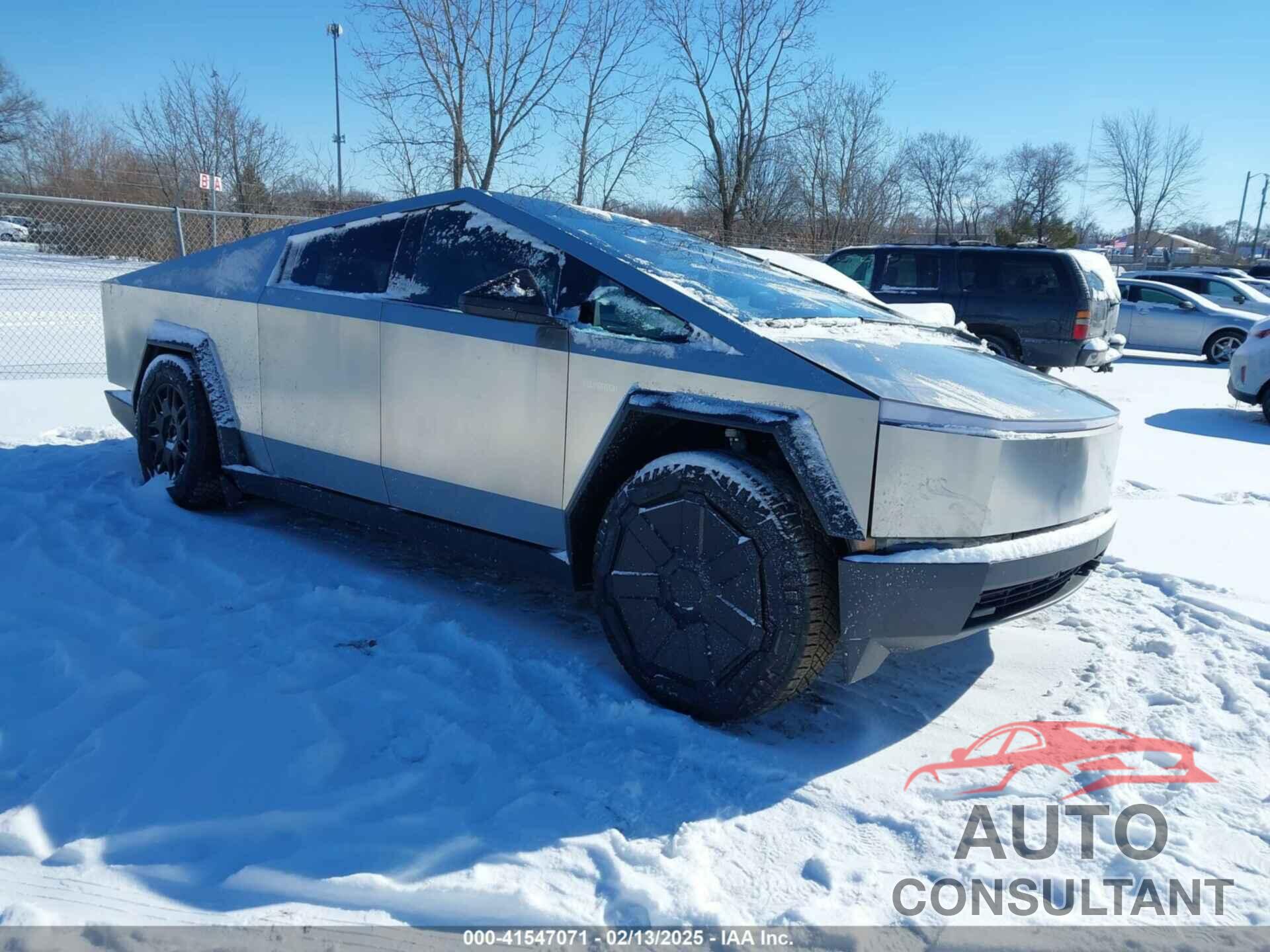 TESLA CYBERTRUCK 2024 - 7G2CEHED5RA033304