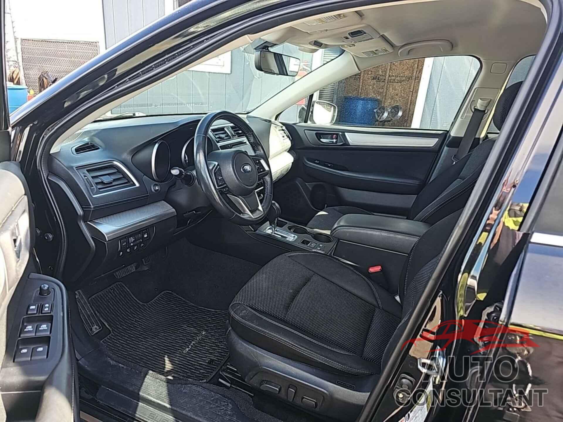 SUBARU OUTBACK 2019 - 4S4BSAFC5K3249272
