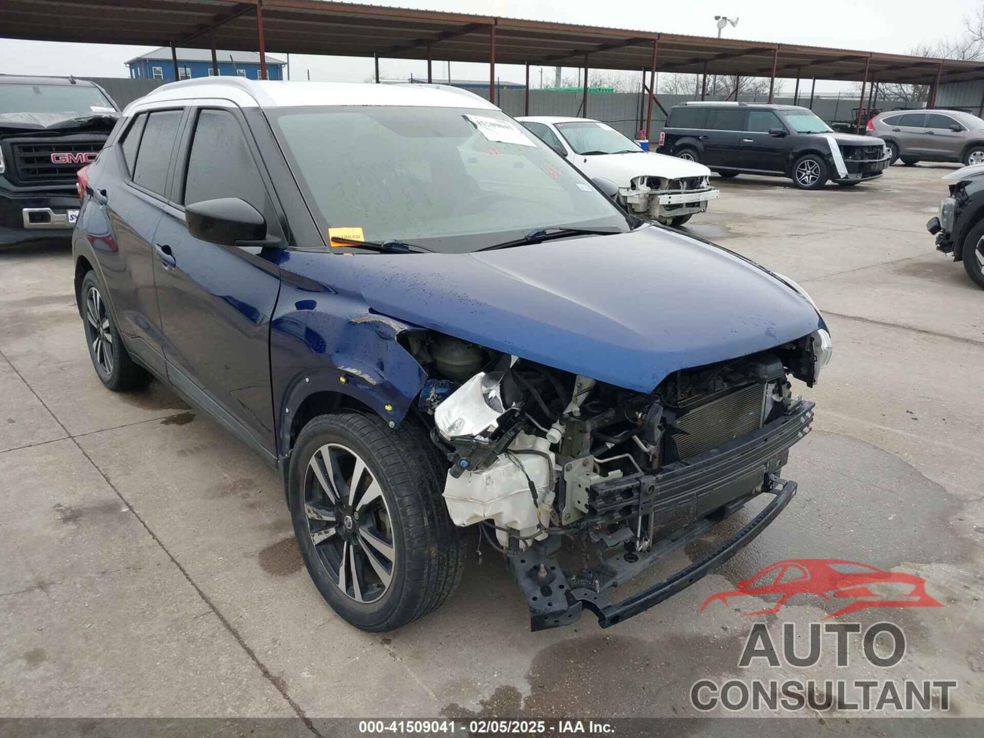 NISSAN KICKS 2018 - 3N1CP5CU9JL504624