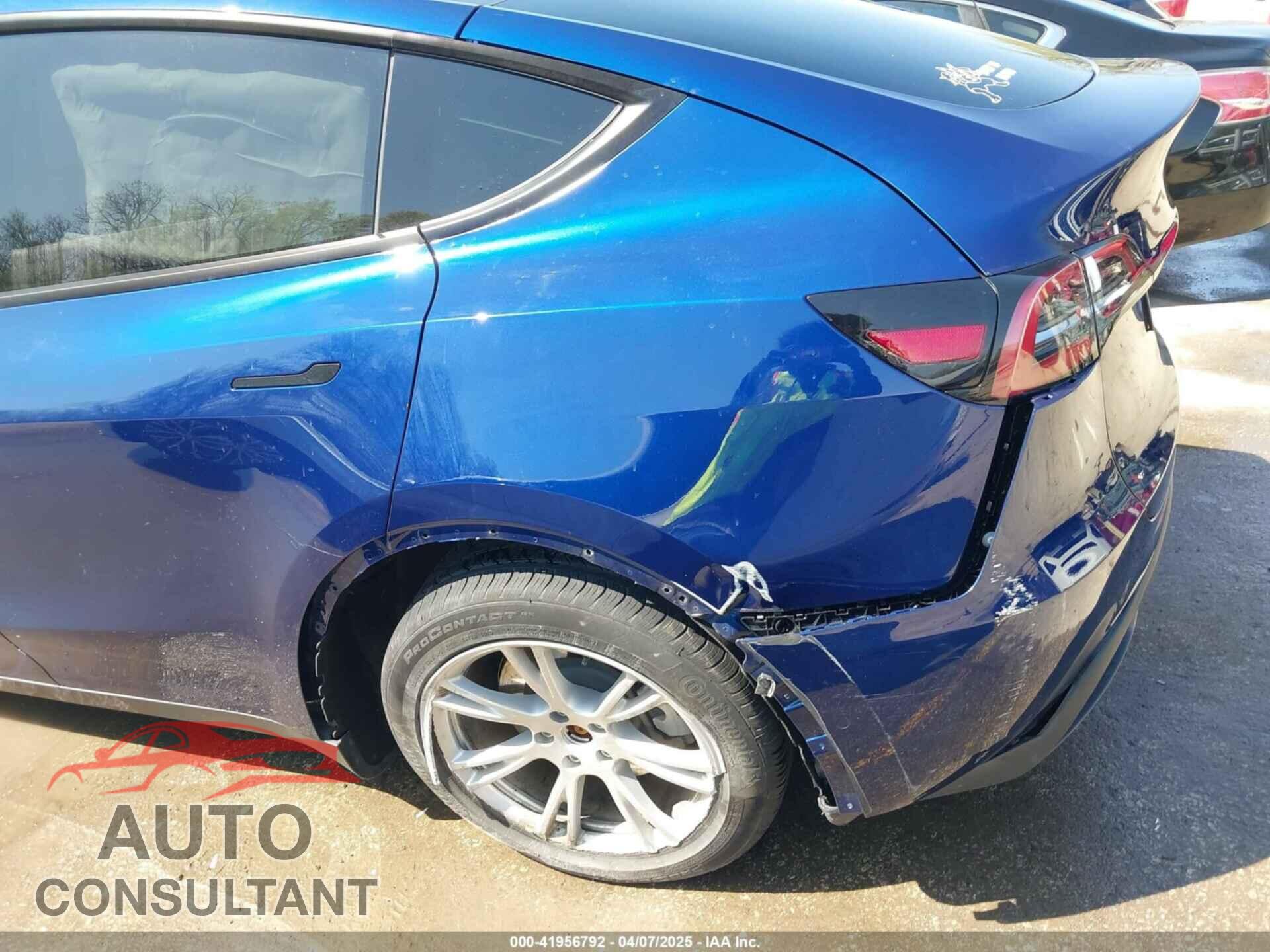 TESLA MODEL Y 2022 - 7SAYGDEE7NA018532