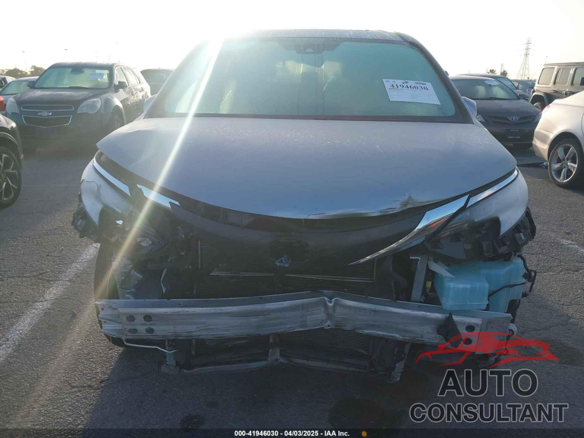 TOYOTA SIENNA 2021 - 5TDYRKEC2MS074448