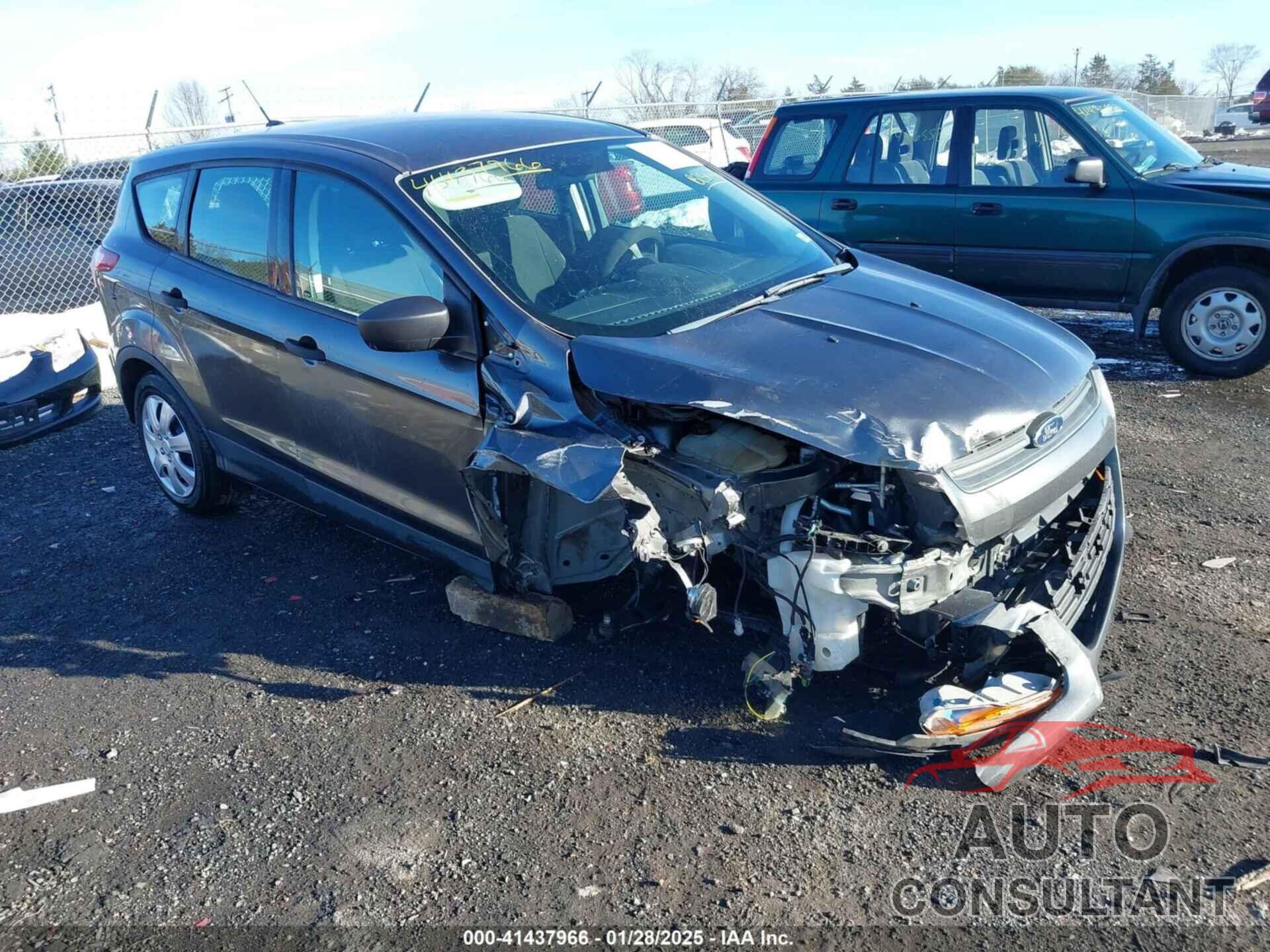 FORD ESCAPE 2015 - 1FMCU0F71FUB25673
