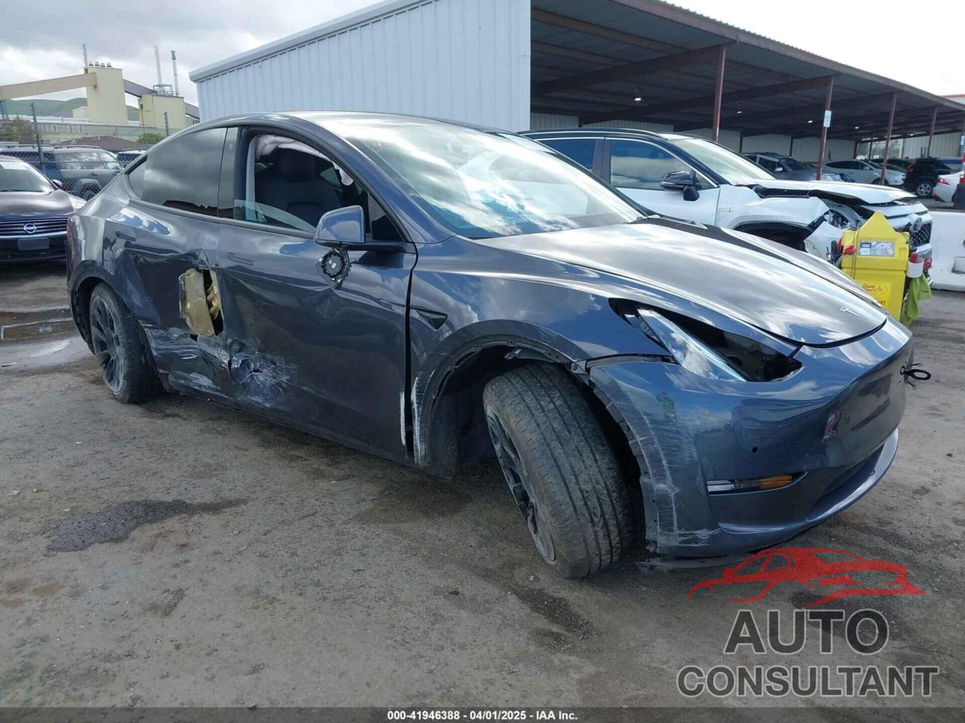 TESLA MODEL Y 2022 - 7SAYGAEE6NF341827