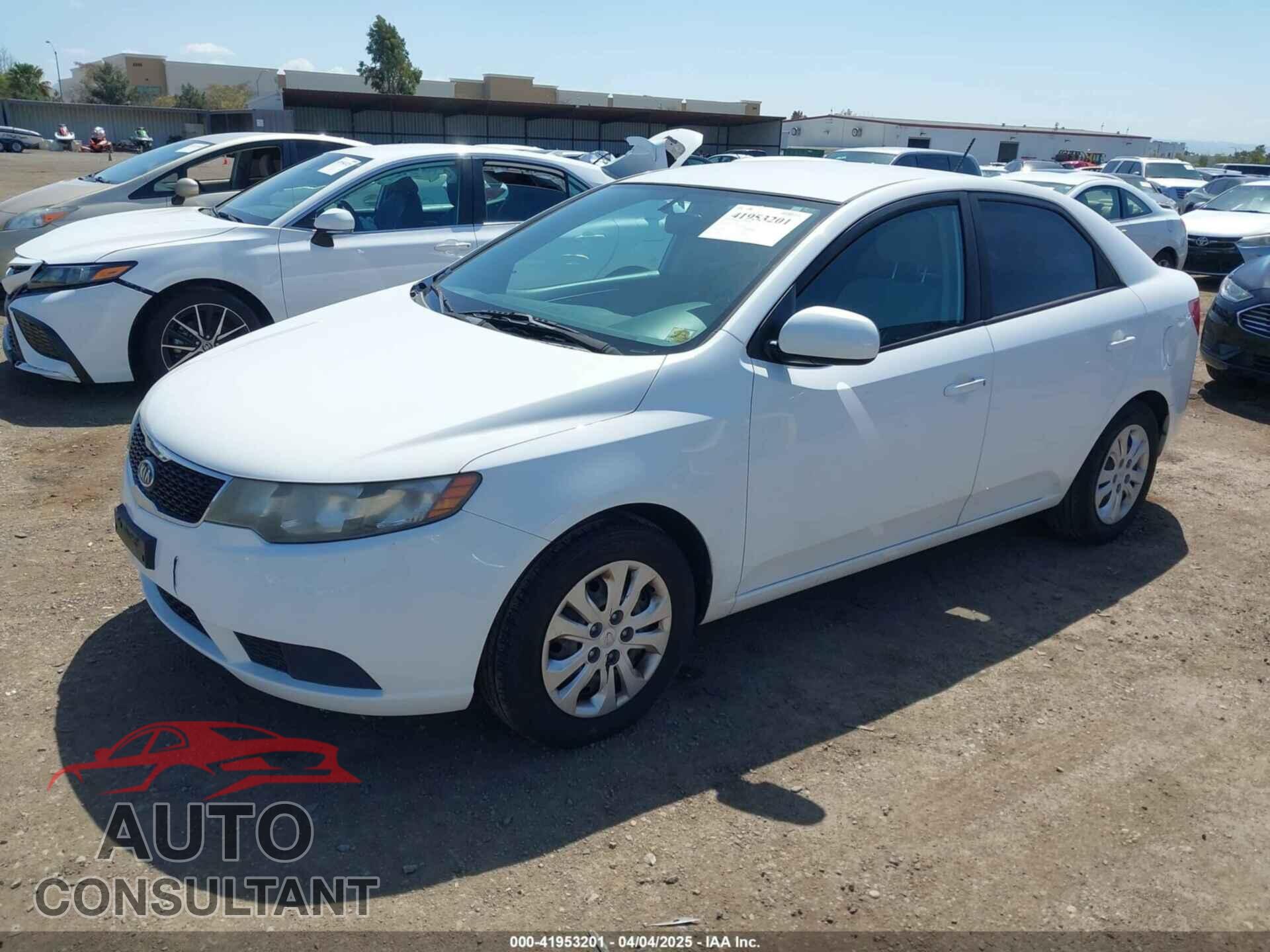 KIA FORTE 2011 - KNAFT4A29B5417841