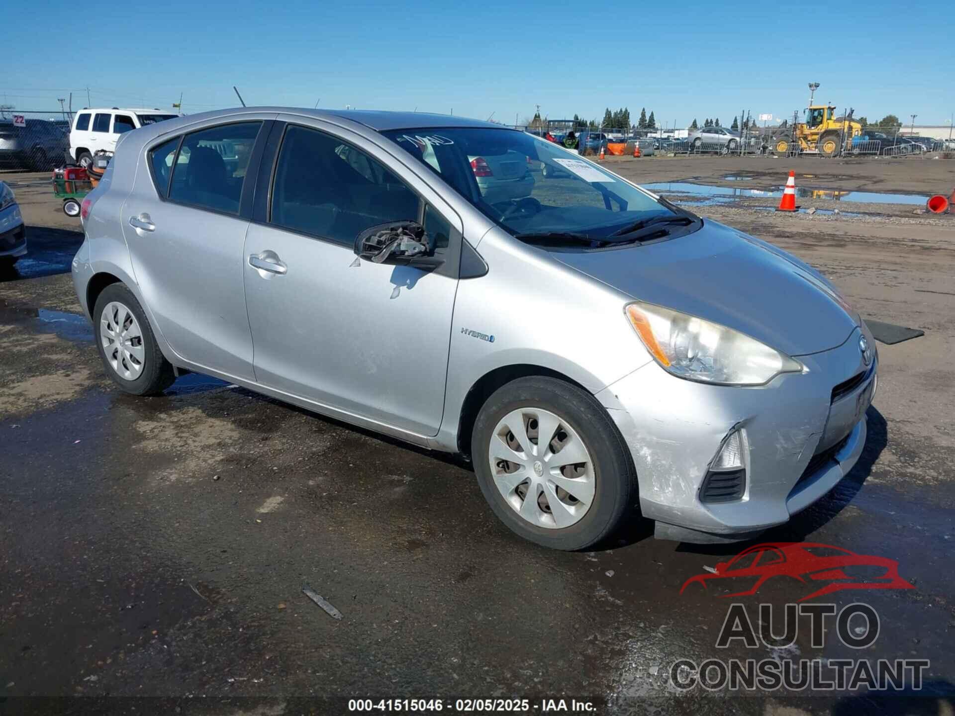 TOYOTA PRIUS C 2013 - JTDKDTB3XD1554720