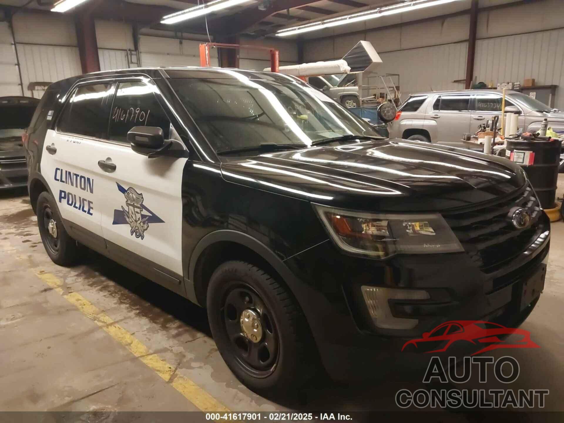 FORD POLICE INTERCEPTOR 2017 - 1FM5K8AR5HGD44451