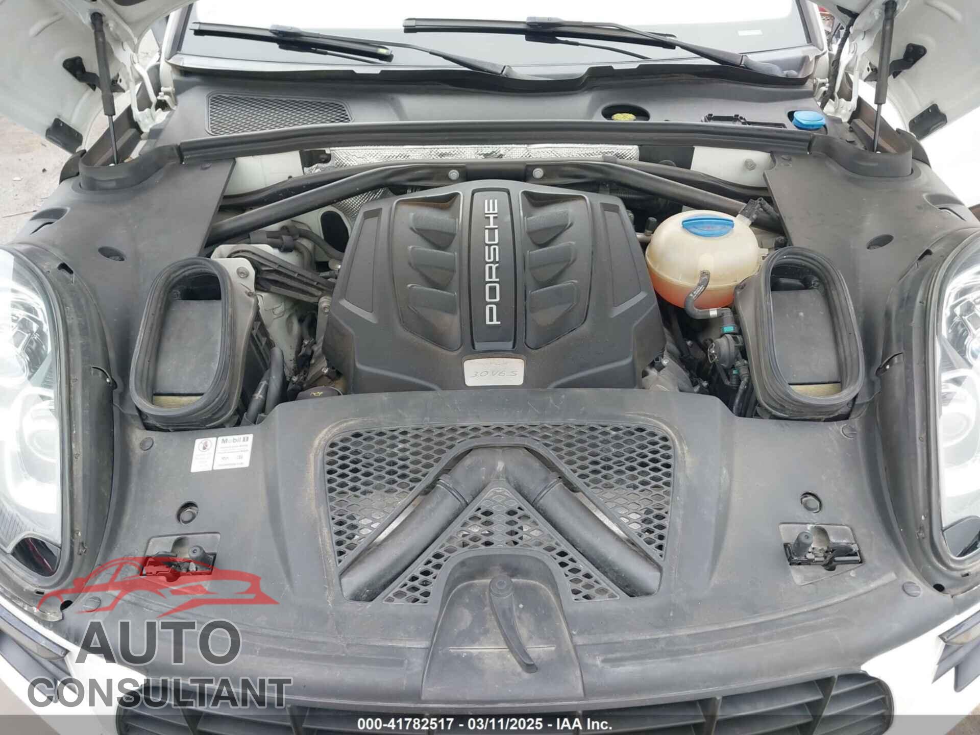 PORSCHE MACAN 2016 - WP1AB2A52GLB51109
