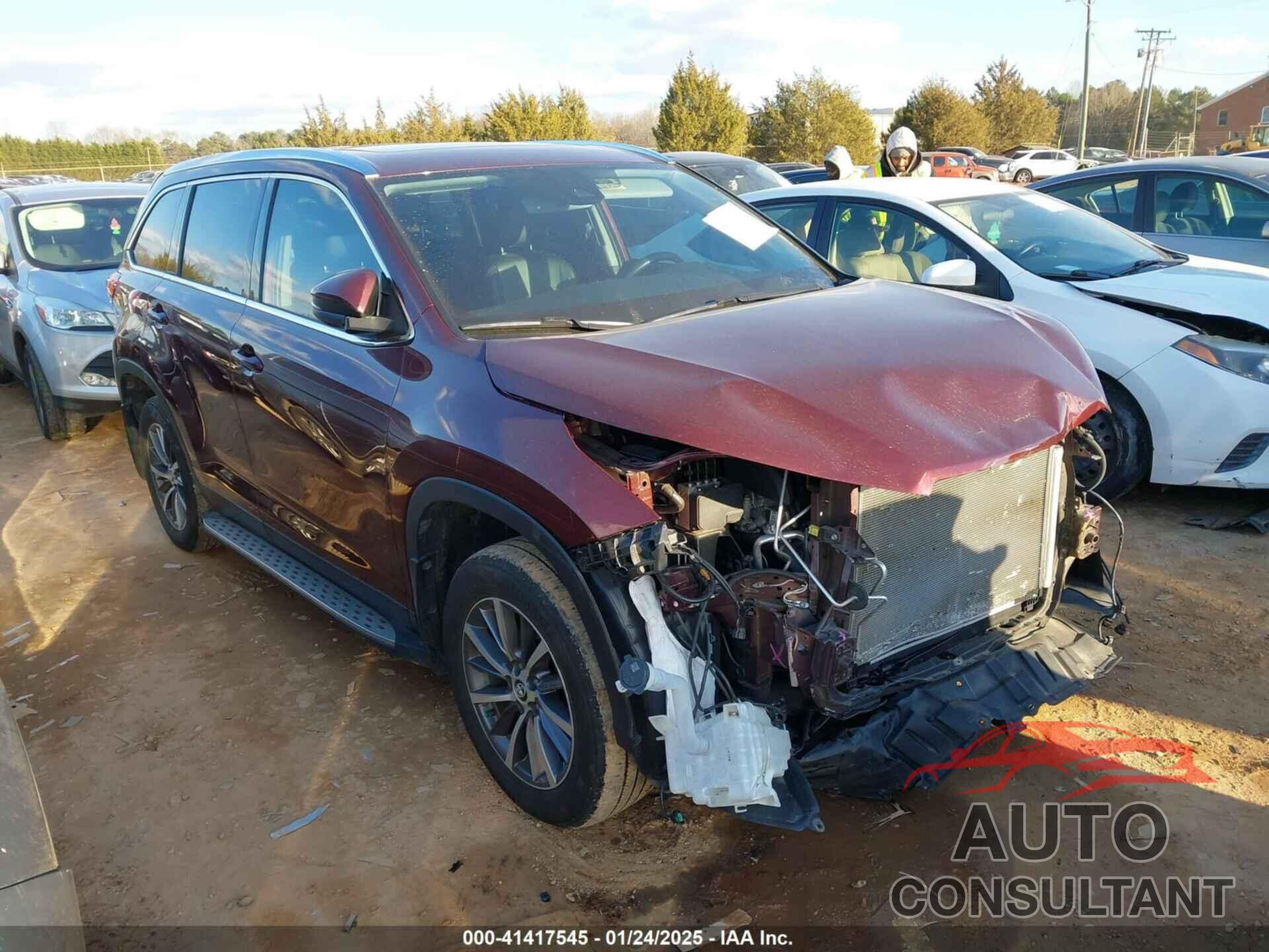 TOYOTA HIGHLANDER 2019 - 5TDJZRFH8KS928280