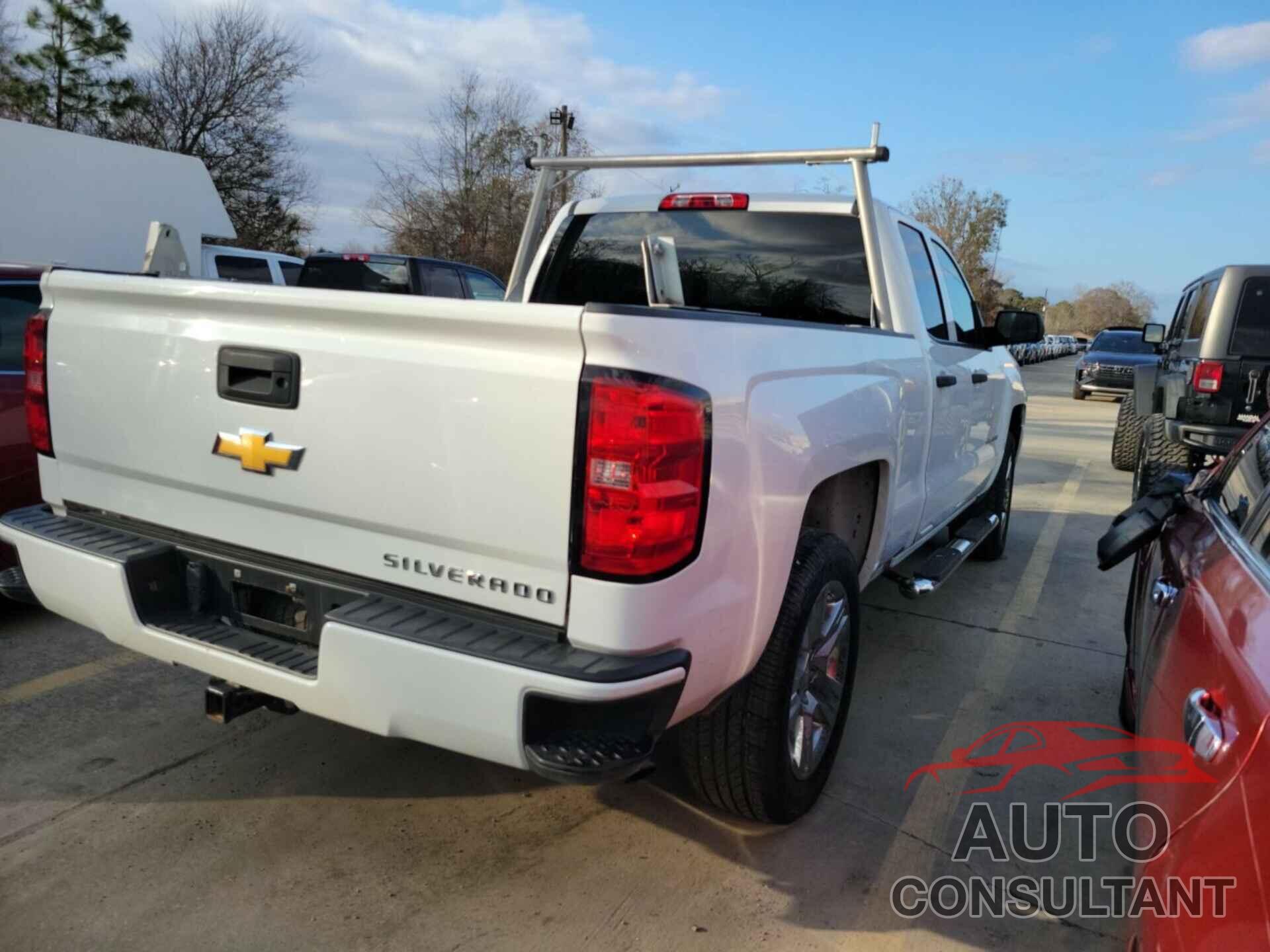 CHEVROLET SILVERADO 1500 2016 - 1GCRCPEC2GZ386419