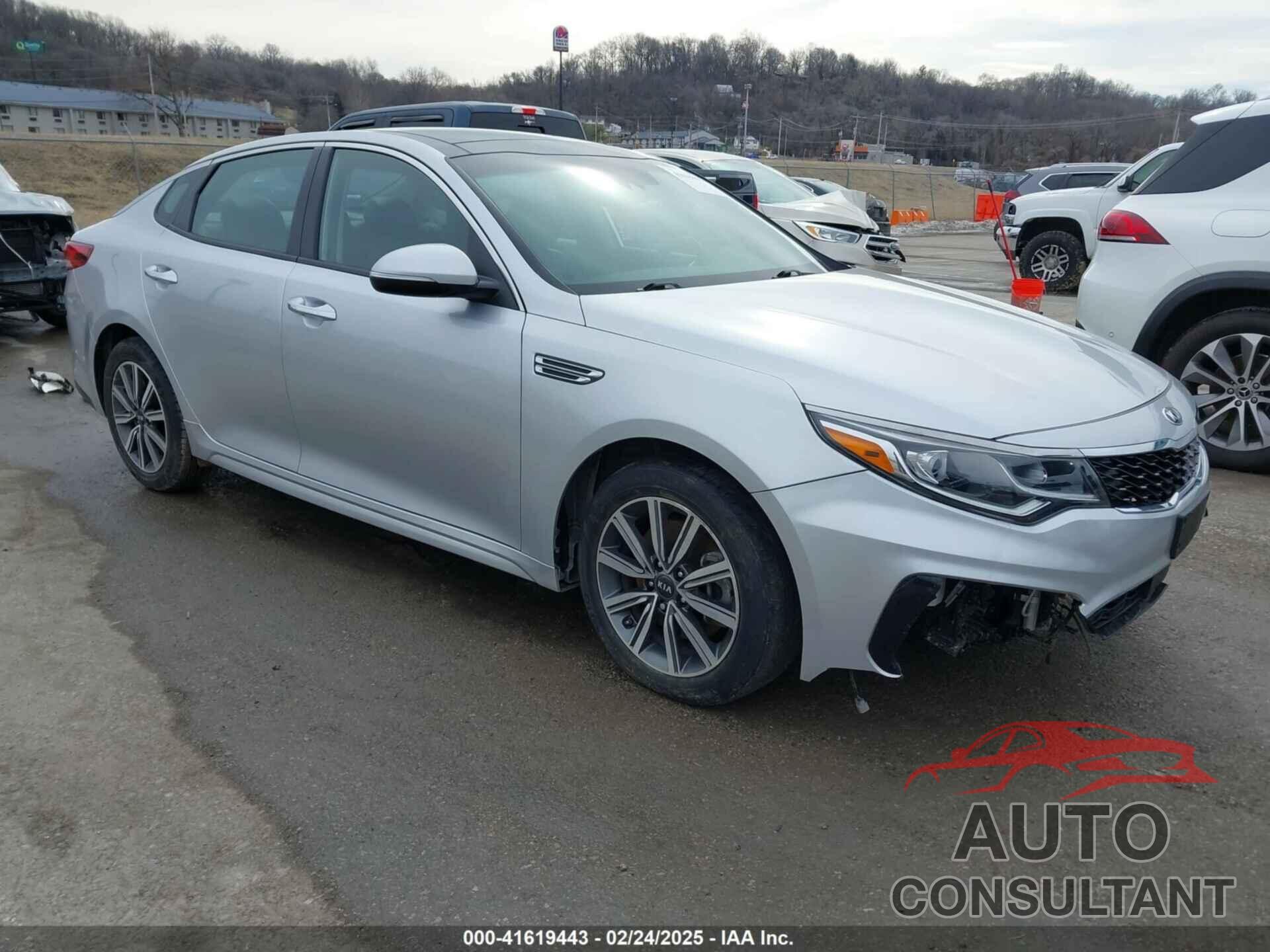 KIA OPTIMA 2020 - 5XXGU4L15LG413176