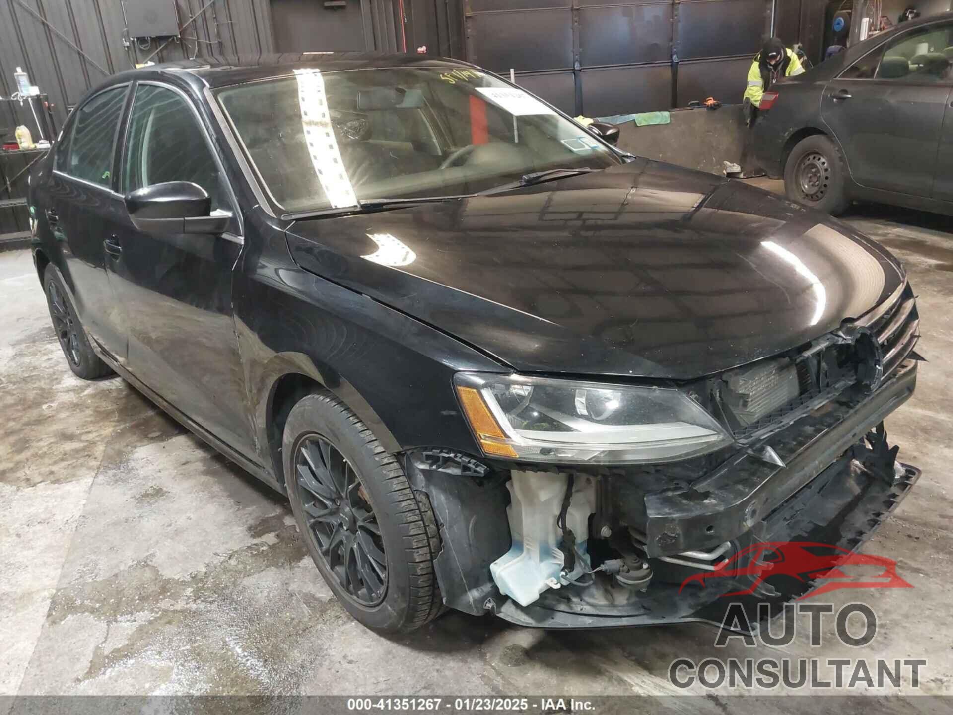 VOLKSWAGEN JETTA 2017 - 3VW2B7AJ7HM205954