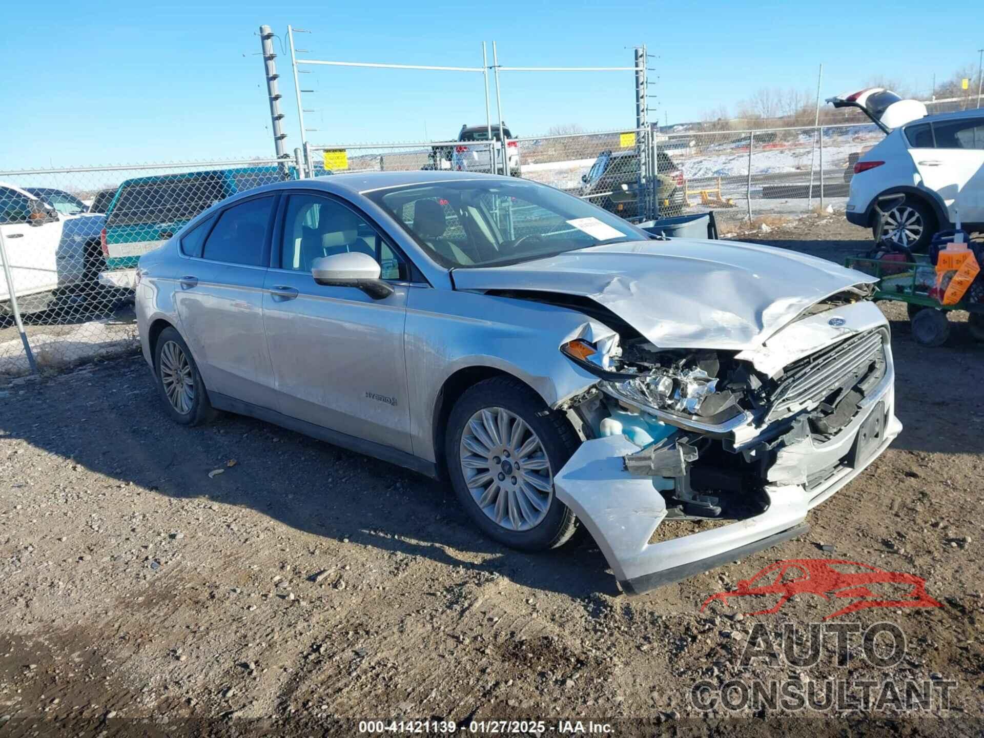 FORD FUSION HYBRID 2015 - 3FA6P0UU7FR307568