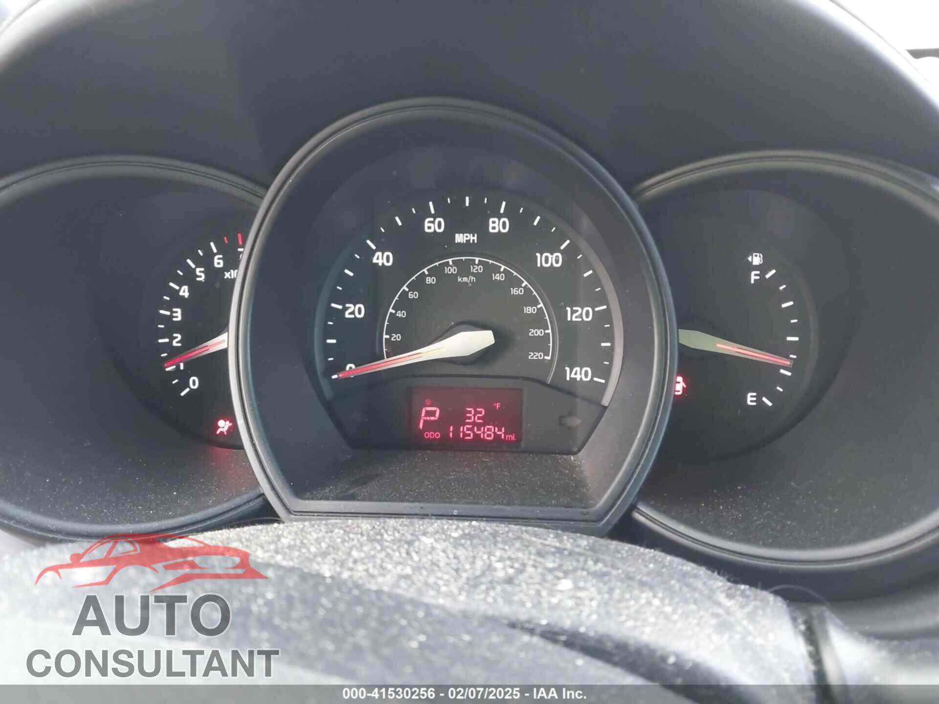 KIA RIO 2013 - KNADM4A37D6272812