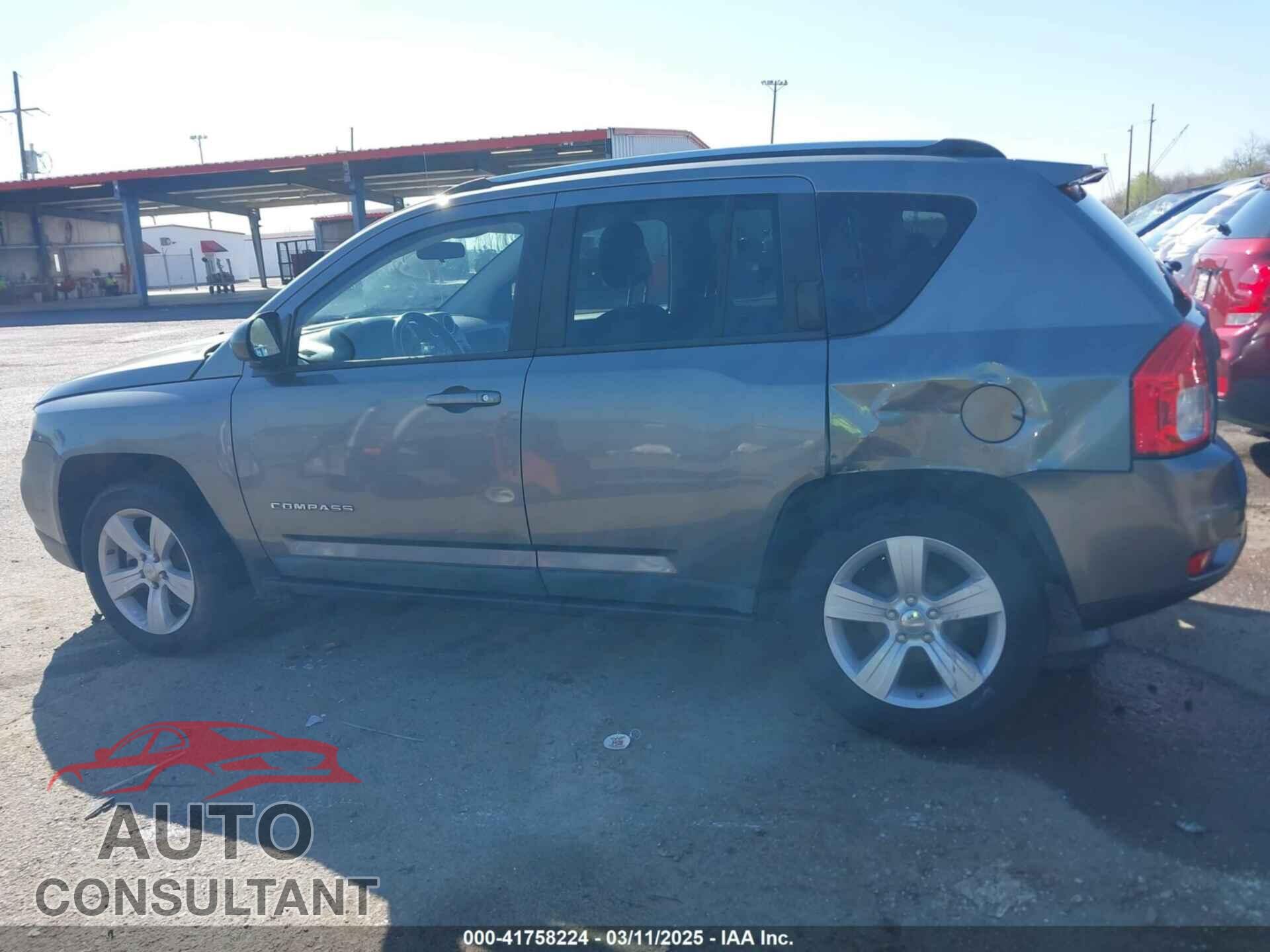 JEEP COMPASS 2011 - 1J4NT1FA6BD290625
