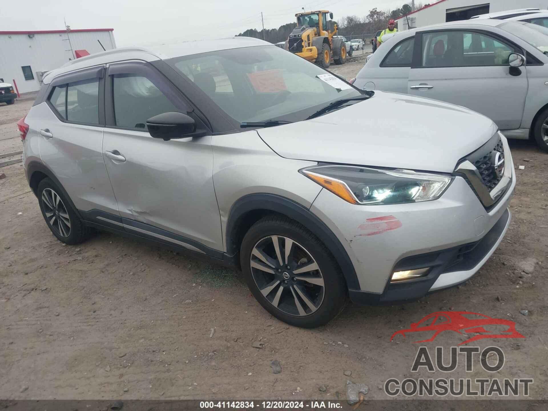 NISSAN KICKS 2018 - 3N1CP5CU9JL527739