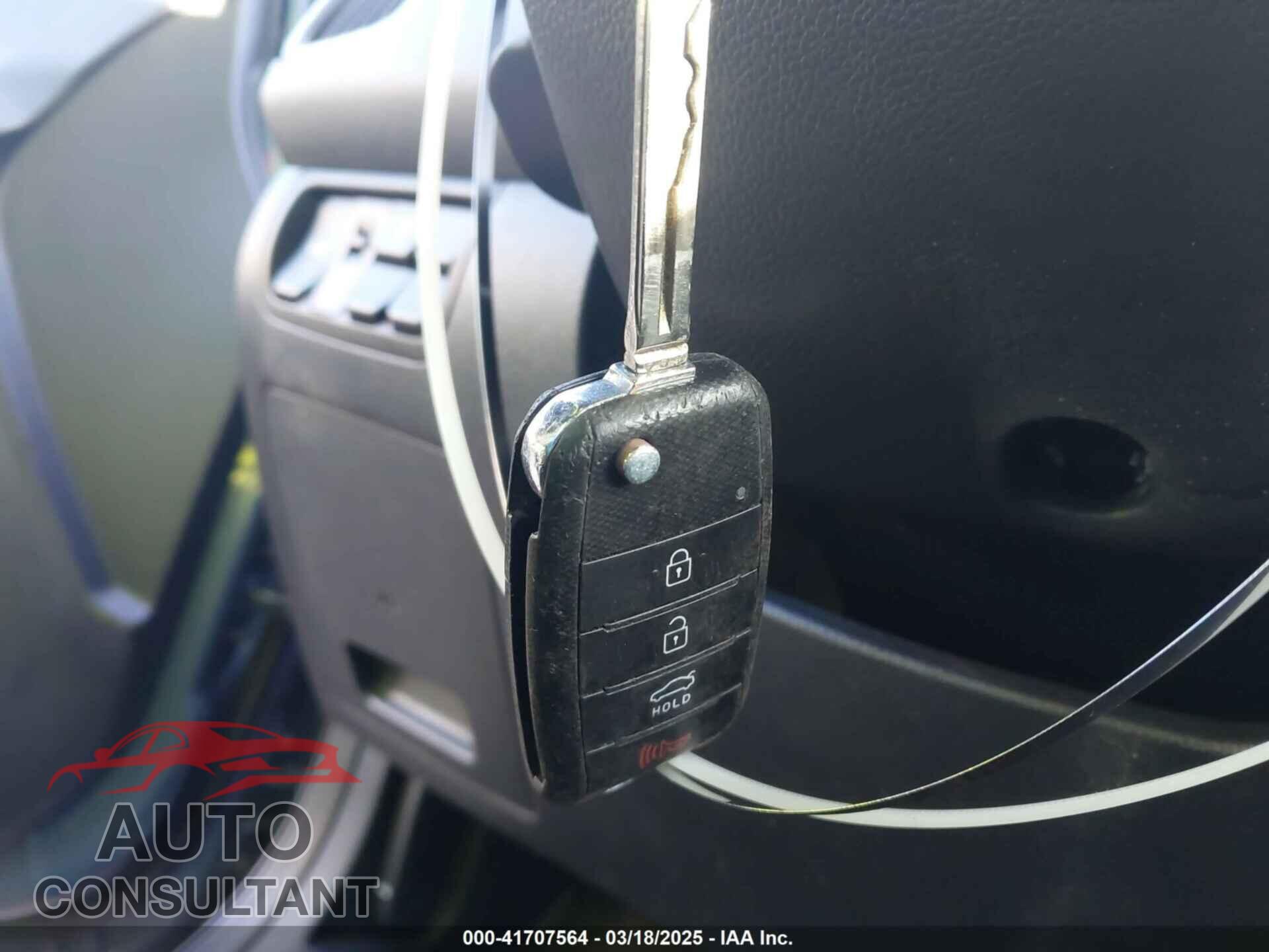 KIA RIO 2016 - KNADM4A36G6578596